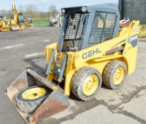 Gehl 3840 E Series skid steer loader Year: 2016 S/N: E005501 Recorded Hours: 436 c/w bucket