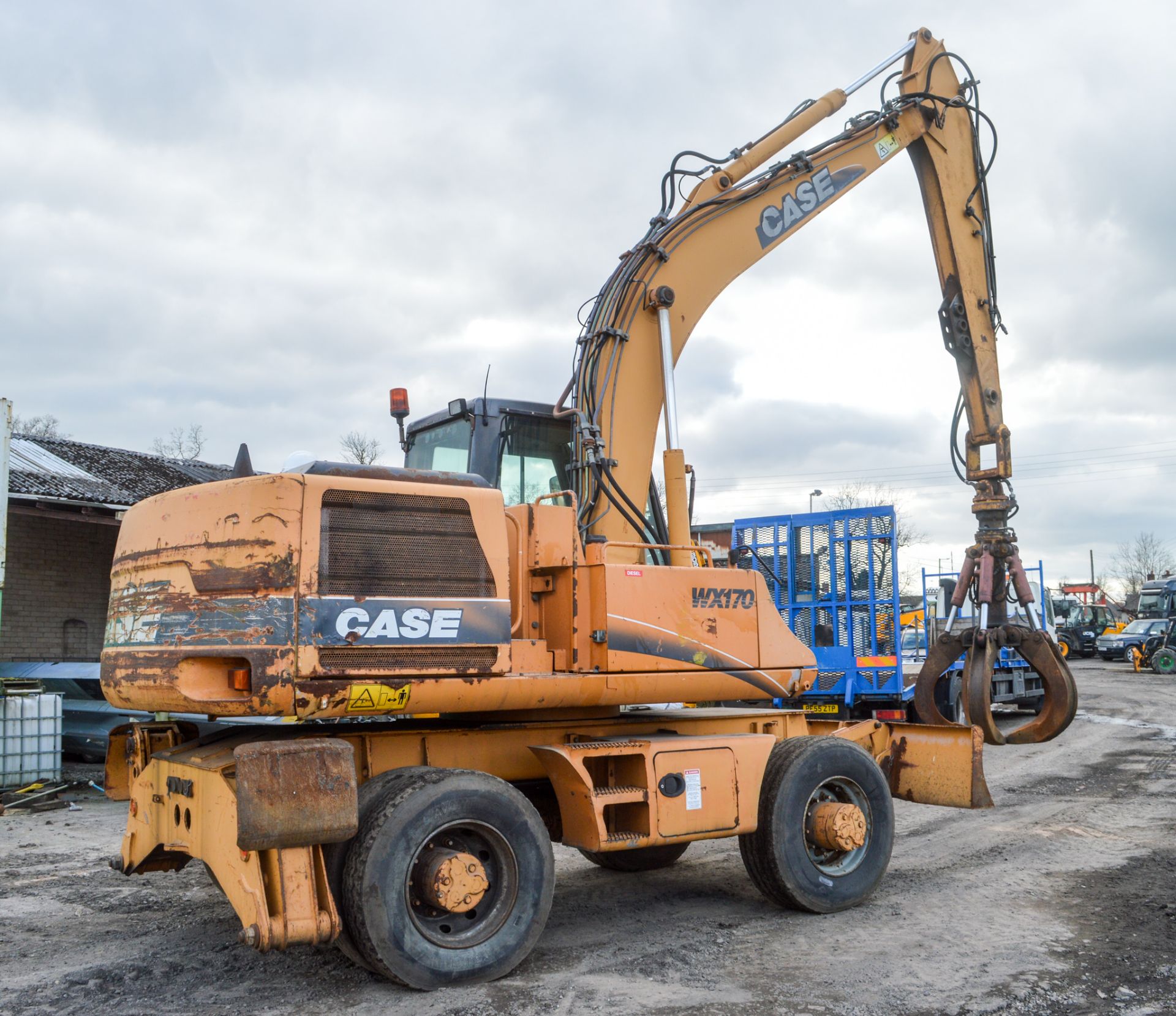 Case W170 17 tonne wheeled excavator Year: 2003 S/N: 232676 Recorded Hours: 10580 blade, piped & - Image 3 of 10
