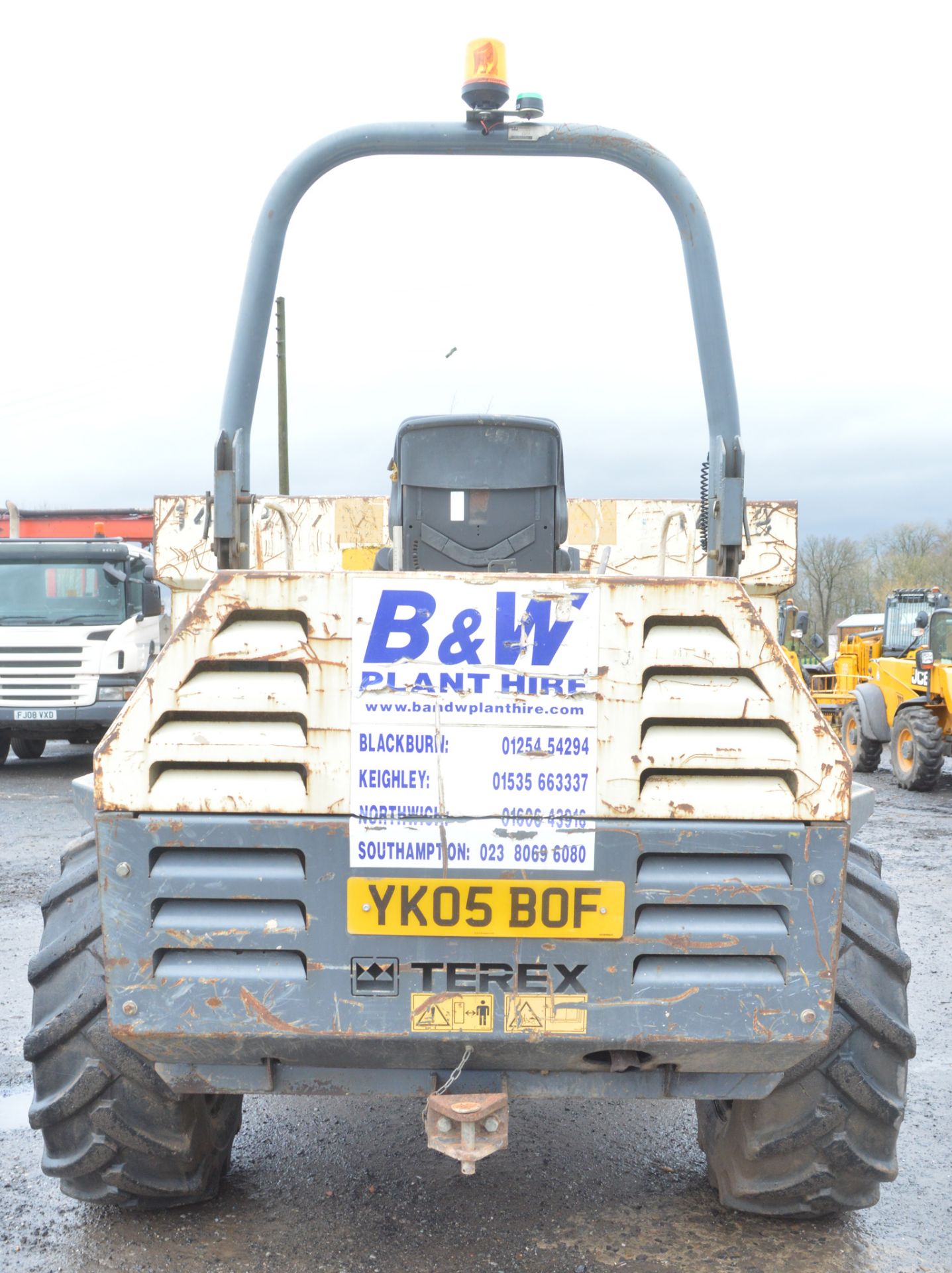 Benford Terex 6 tonne straight skip dumper Year: 2007 S/N: E707FW379 Recorded Hours: 2926 1428 - Image 6 of 11