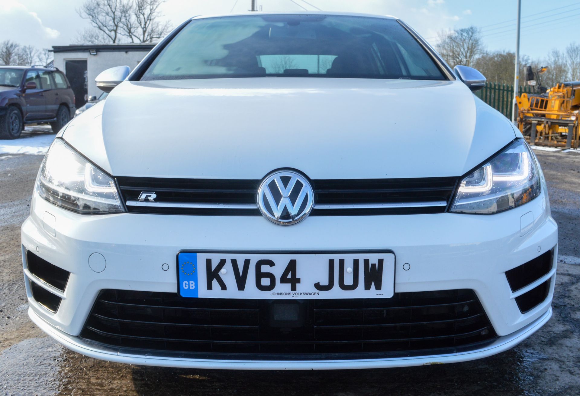 Volkswagen Golf 2.0 TSI BlueMotion Tech R DSG 4MOTION (s/s) 5dr Registration Number: KV64 JUW Date - Image 3 of 26