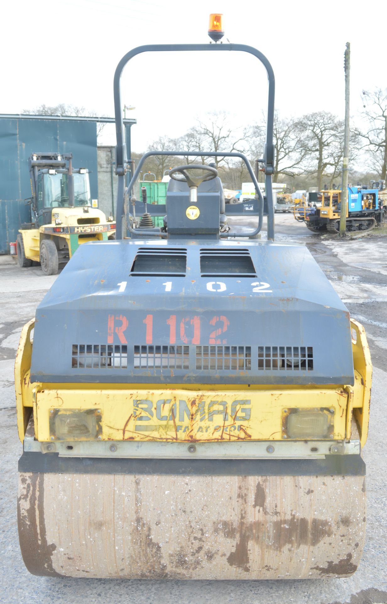 Bomag BW135 AD tandem axle ride on roller Year: 2007 S/N: 101650161105 Recorded Hours: 1052 R1102 - Image 5 of 7