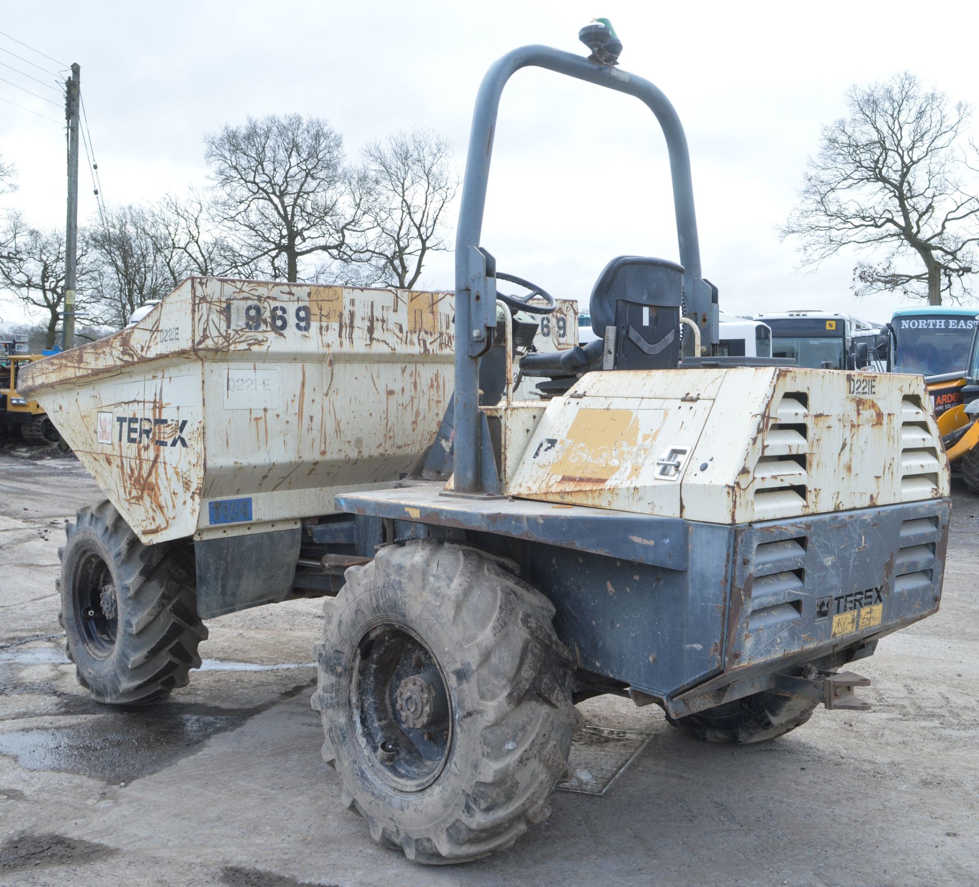 Benford Terex 6 tonne straight skip dumper Year: 2006 S/N: E611FW237 Recorded Hours: Not - Image 2 of 11