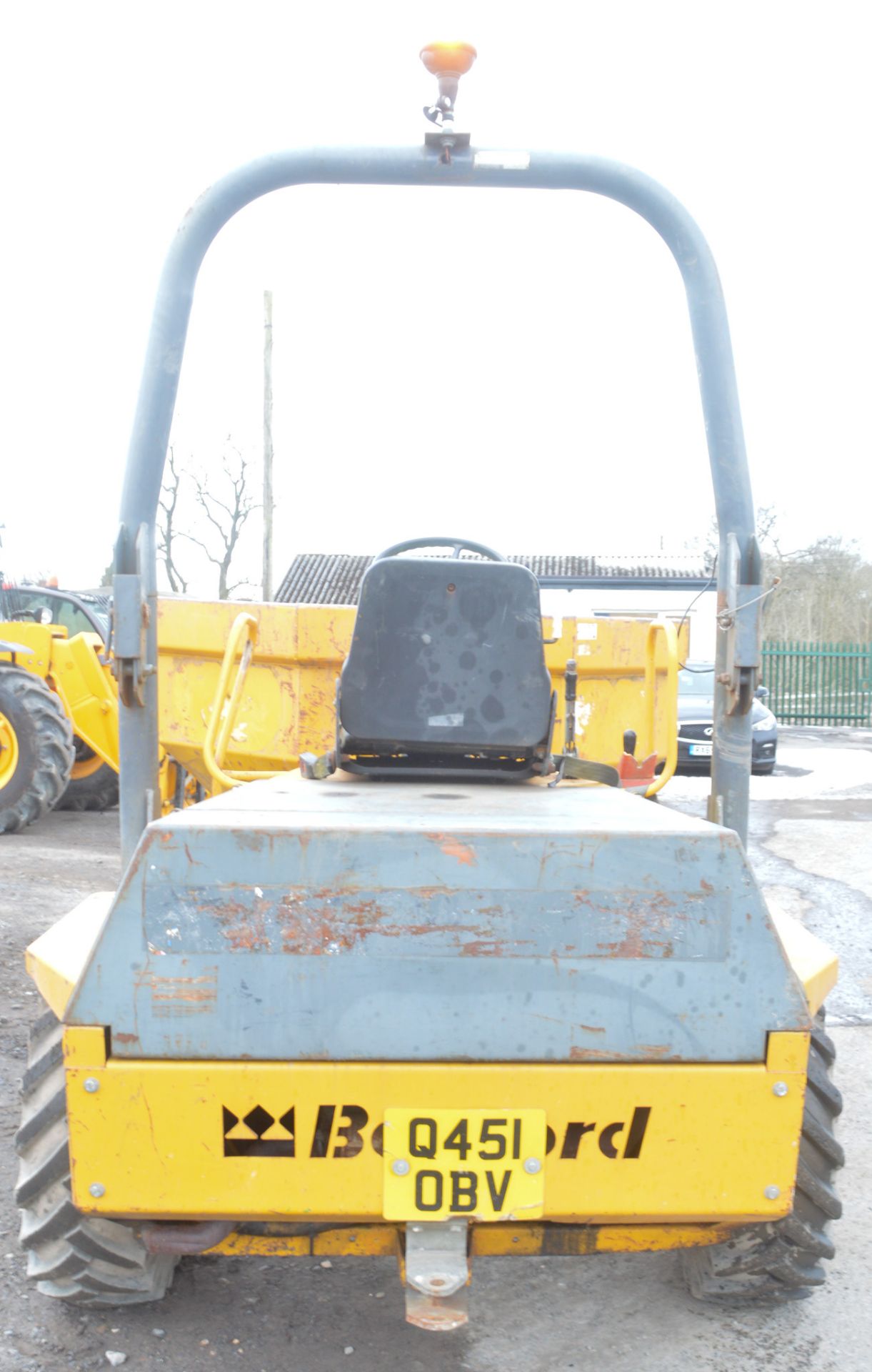 Benford 3 tonne swivel skip dumper  Year: 2003 S/N: E304A5136     Recorded hours: 3026 DPR043 - Image 5 of 11