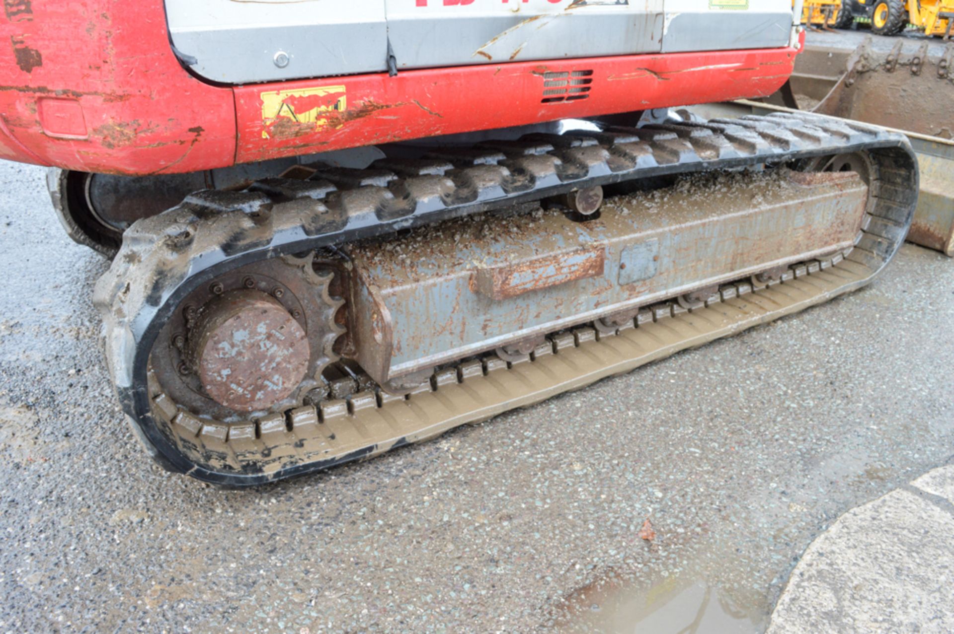 Takeuchi TB175 7.5 tonne rubber tracked excavator Year: 2010 S/N: 301657 Recorded Hours: Not - Image 8 of 12