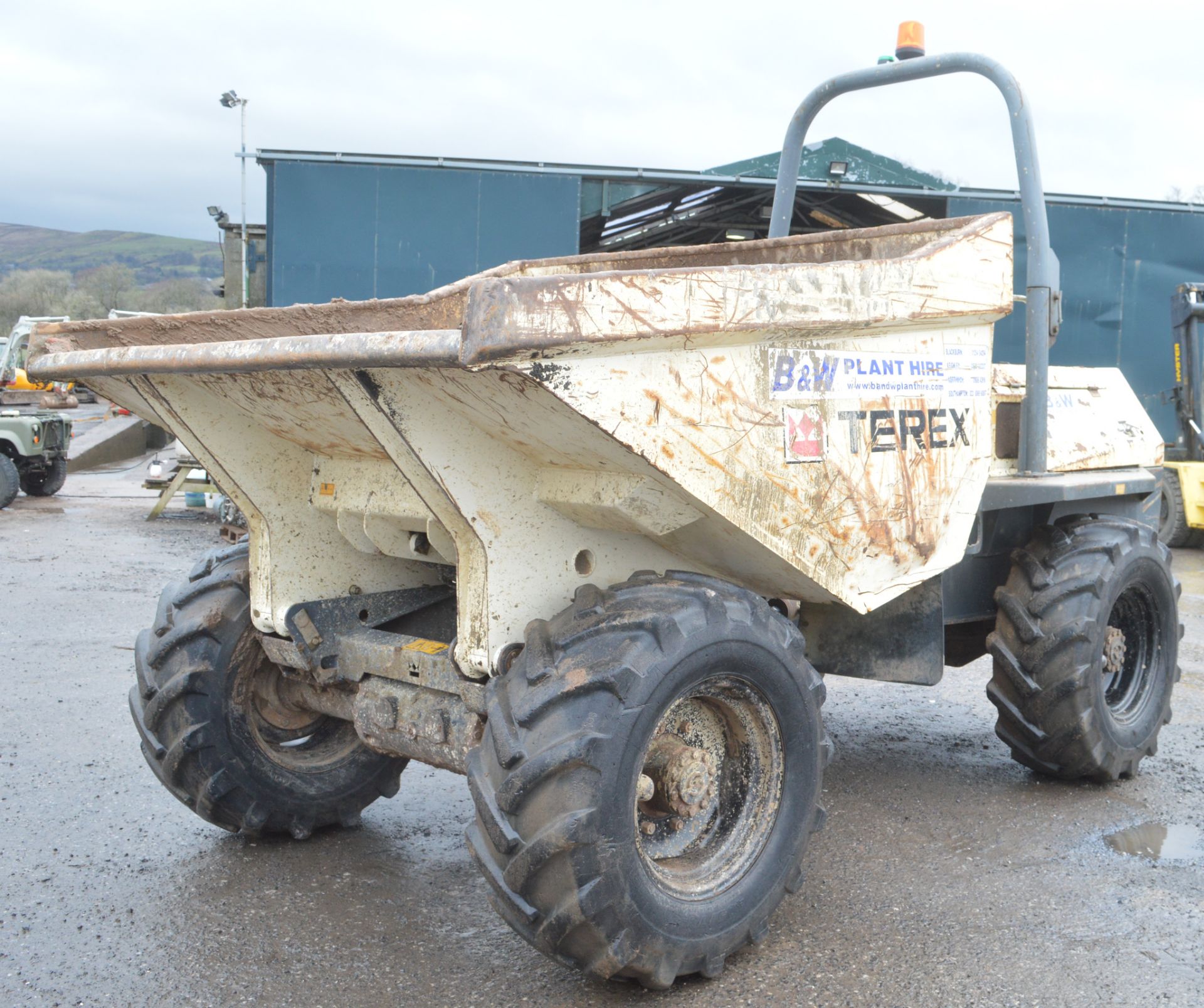 Benford Terex 6 tonne straight skip dumper Year: 2007 S/N: E707FW379 Recorded Hours: 2926 1428