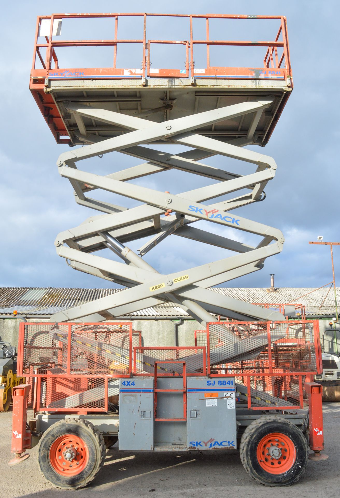 Skyjack SJ881 RT 40 ft 4WD diesel driven scissor lift access platform Year: 2008 S/N: 40000473 - Image 11 of 11