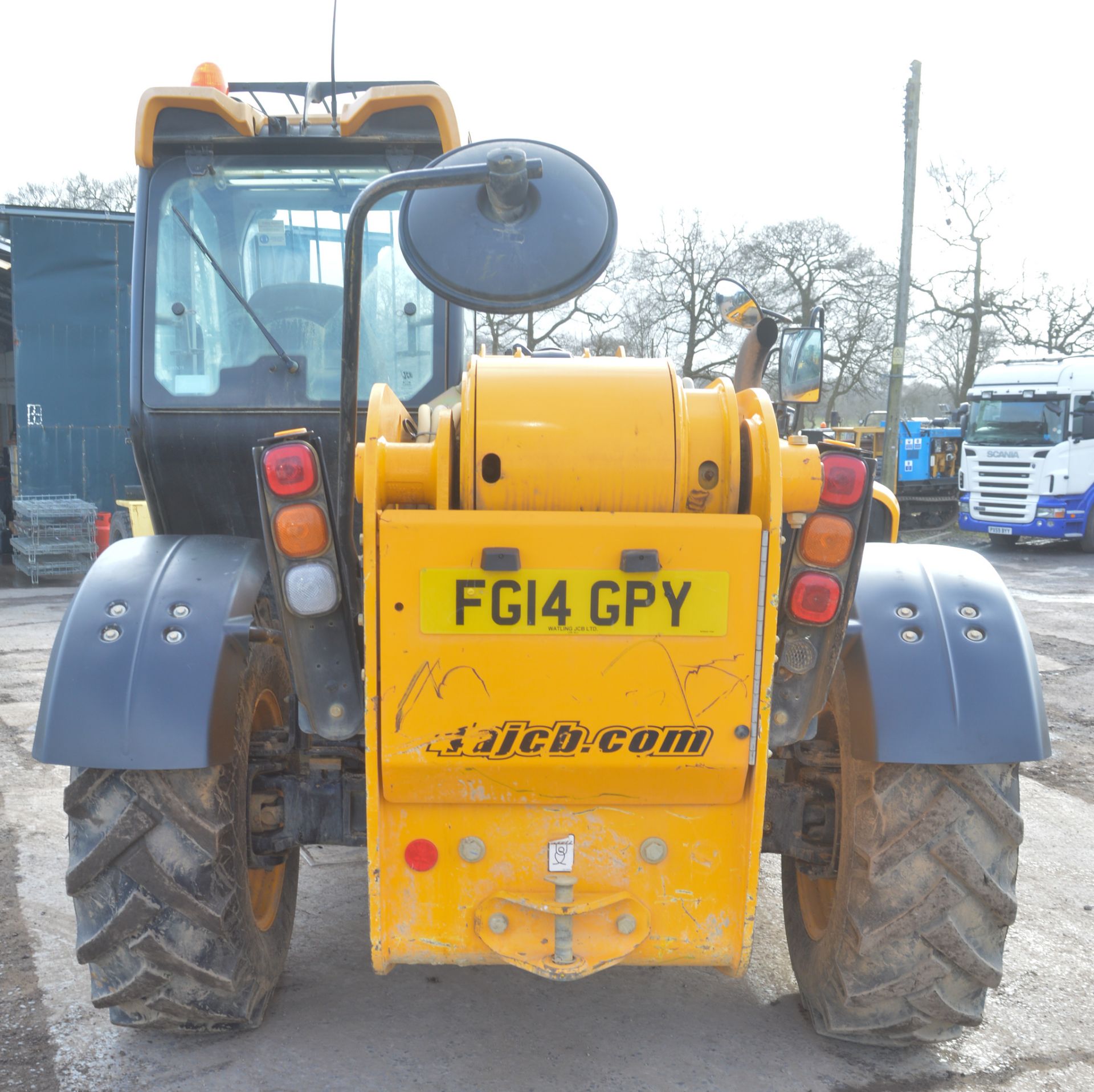 JCB 535-125 Hi-Viz T4i 12.5 metre telescopic handler Year: 2014 S/N: 2337179 Recorded Hours: 4227 - Image 6 of 13