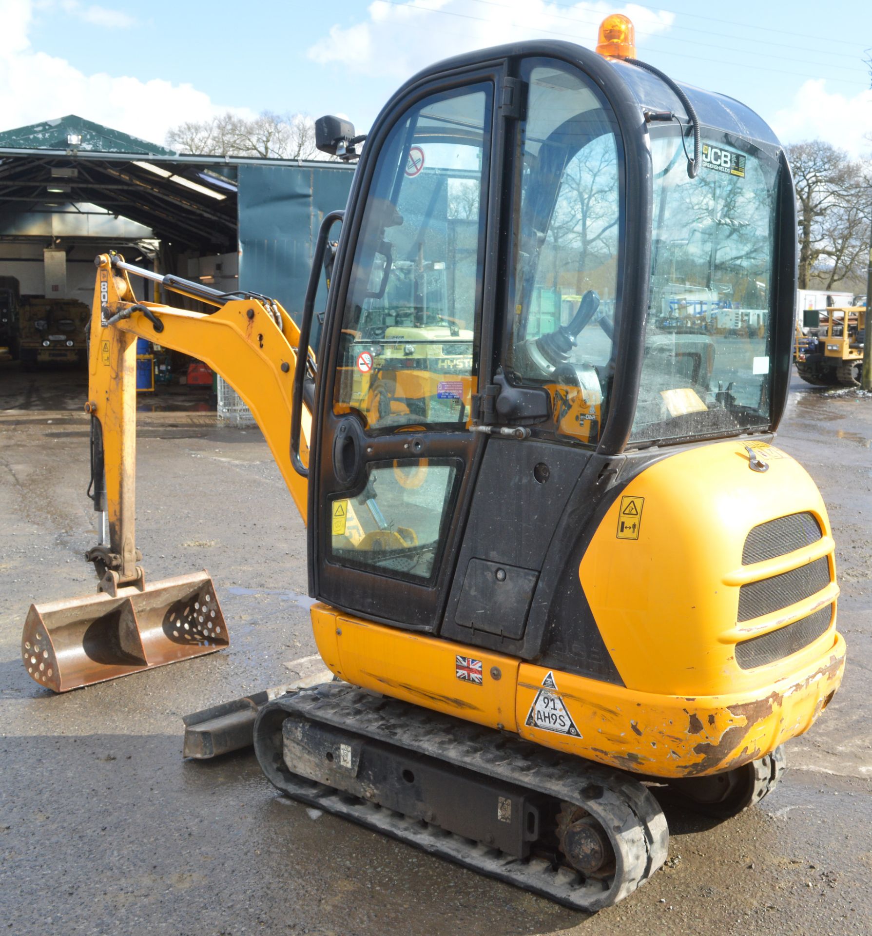 JCB 8016 CTS 1.5 tonne rubber tracked mini excavator  Year: 2013  S/N: TO2071394 Recorded hours: - Image 3 of 13
