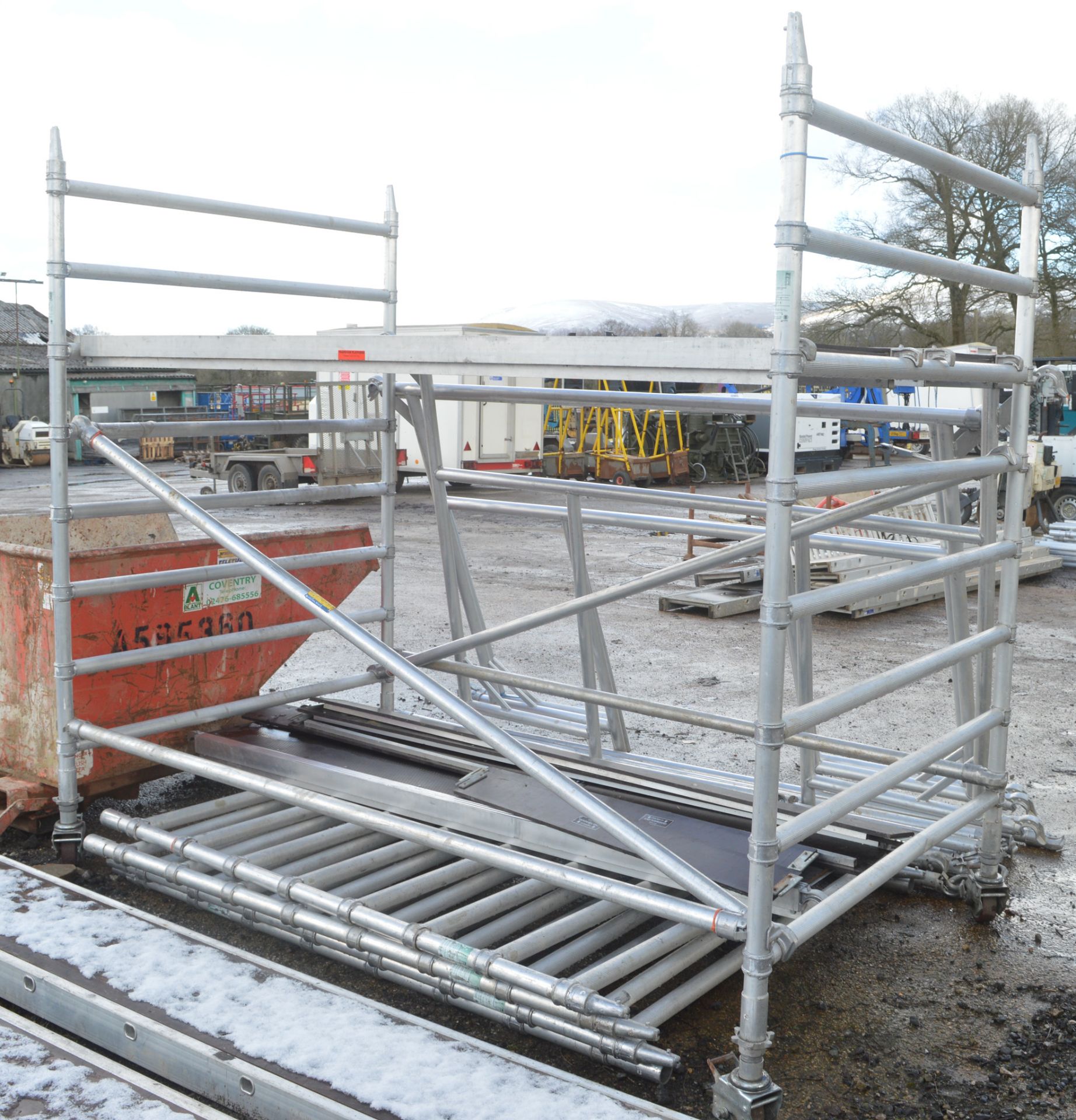 Octo 250 series aluminium scaffold access tower Comprising of approximately 6 ends, 3 tread - Image 2 of 3