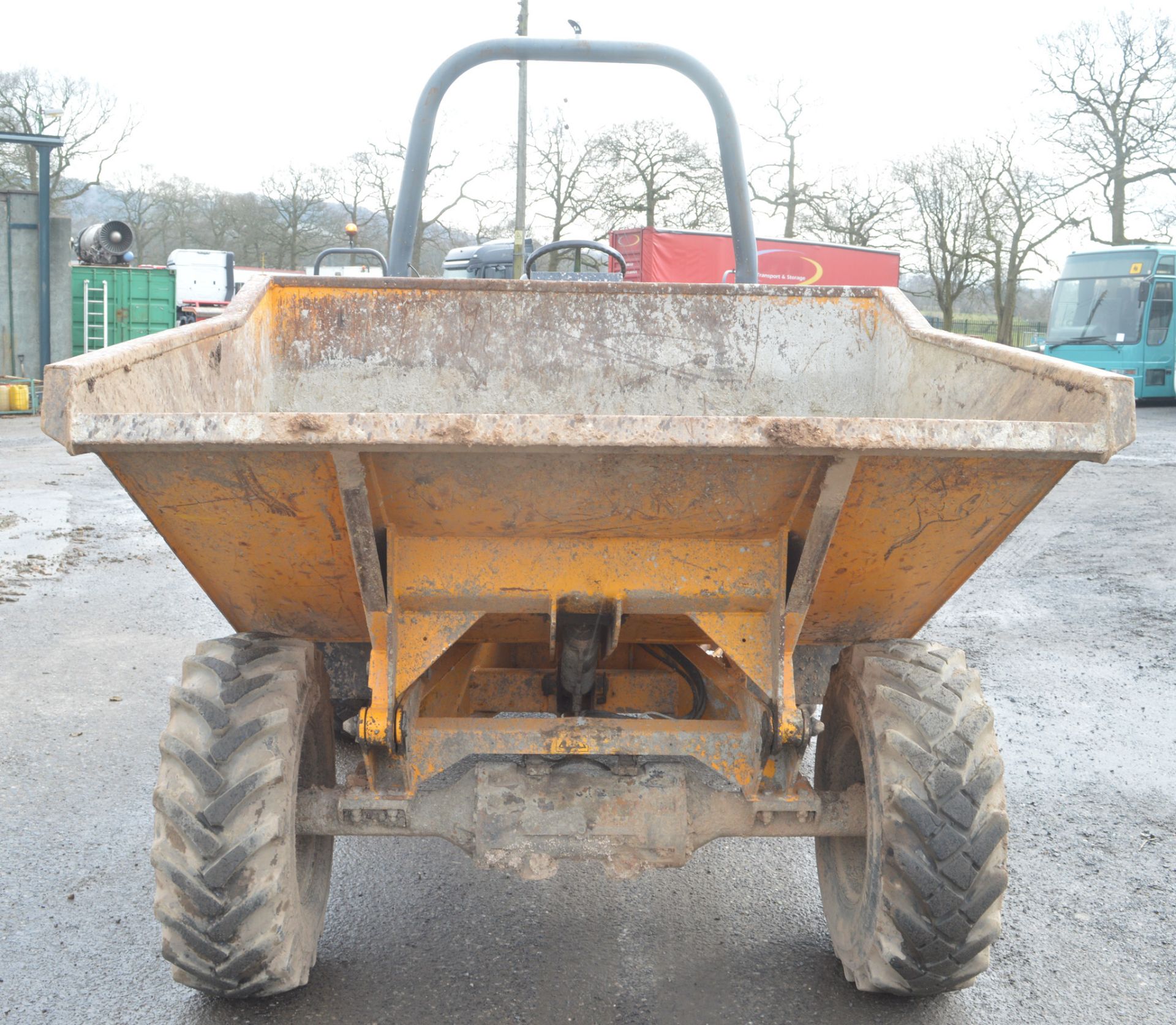 Benford Terex PT3000 3 tonne straight skip dumper  Year: 2004 S/N: E410AR343 Recorded hours: 2191 - Image 3 of 11