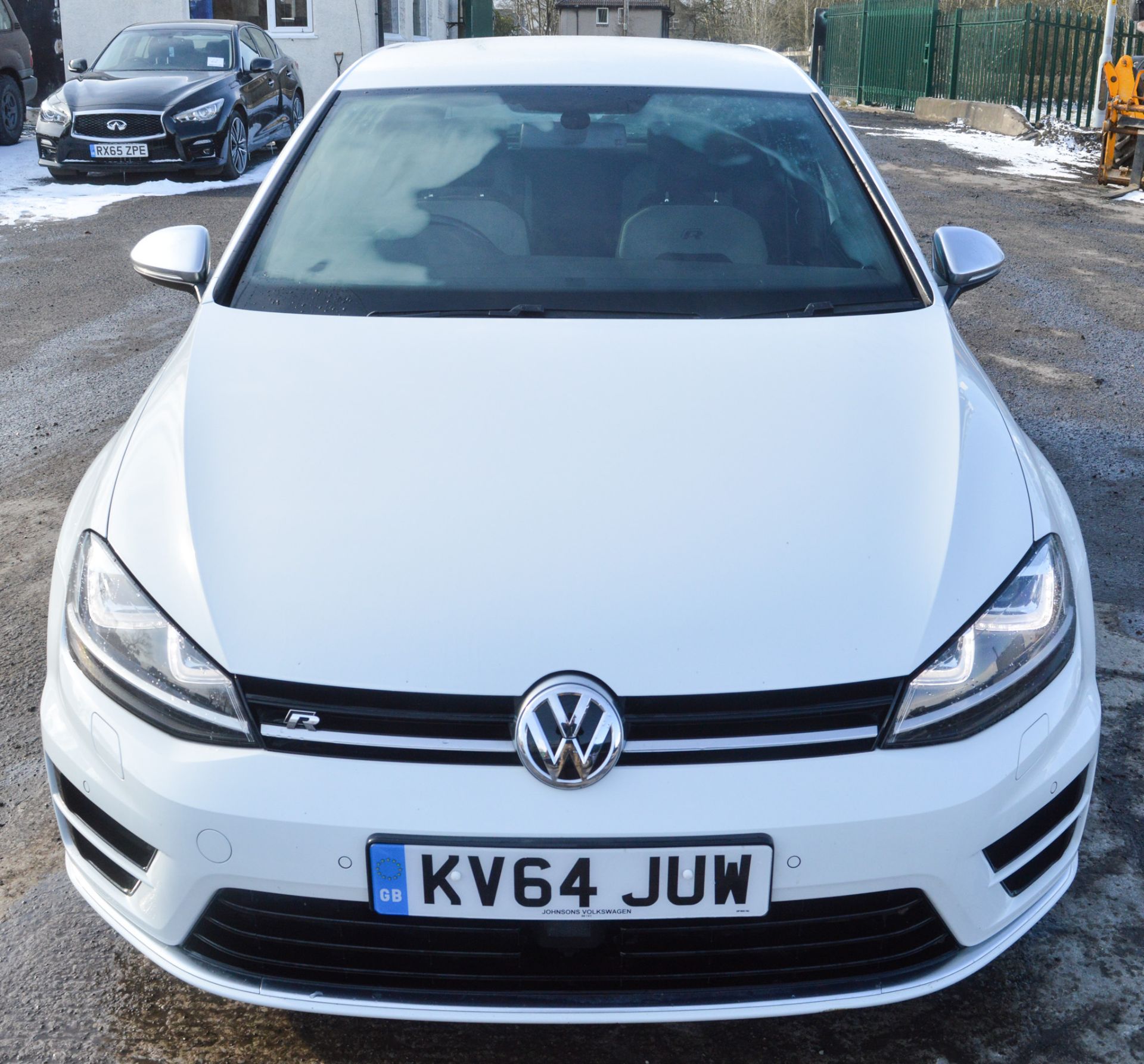 Volkswagen Golf 2.0 TSI BlueMotion Tech R DSG 4MOTION (s/s) 5dr Registration Number: KV64 JUW Date - Image 4 of 26