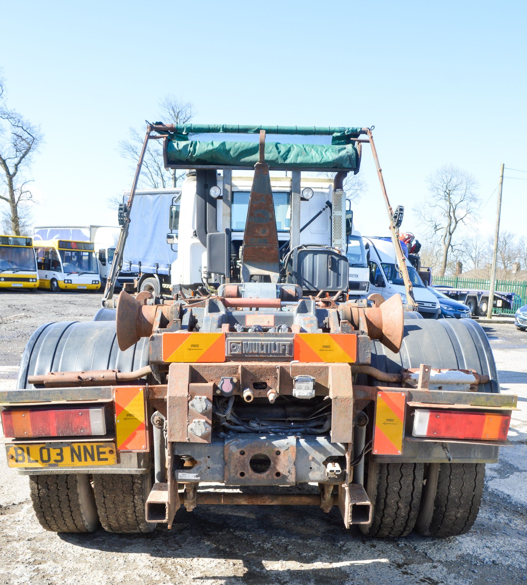 DAF FAS CF85.380  26 tonne skip loader lorry Registration Number: BL03 NNE Date of Registration: - Image 6 of 9