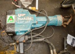 Makita 110v anti-vibe breaker **Handle broken** A567329