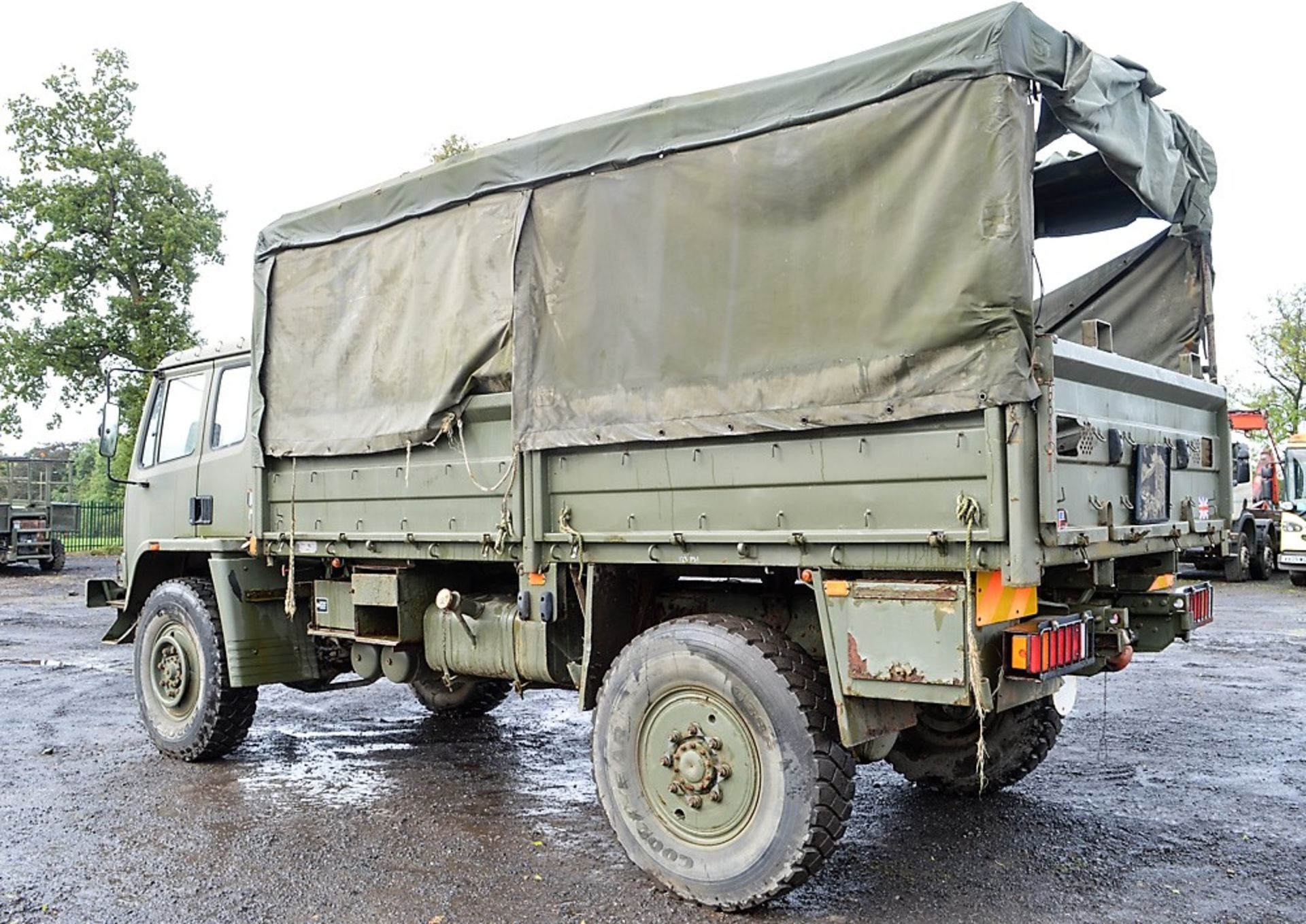 Leyland DAF 45-150 4x4 cargo truck (Ex MOD) VIN Number: SBLAV44CEOL130126 Year into service: 1995 - Image 2 of 11