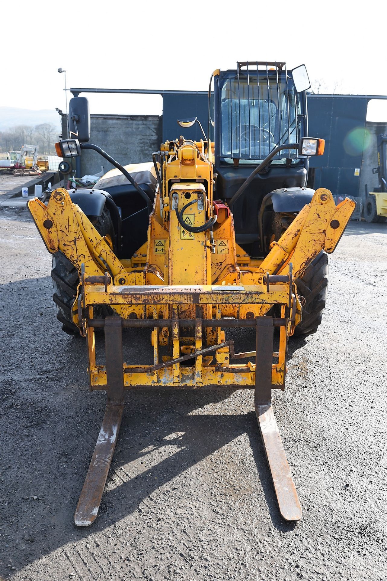 JCB 535-125 12.5 metre telescopic handler Year: 2005 S/N: 166443 Recorded Hours: Not displayed ( - Image 5 of 13