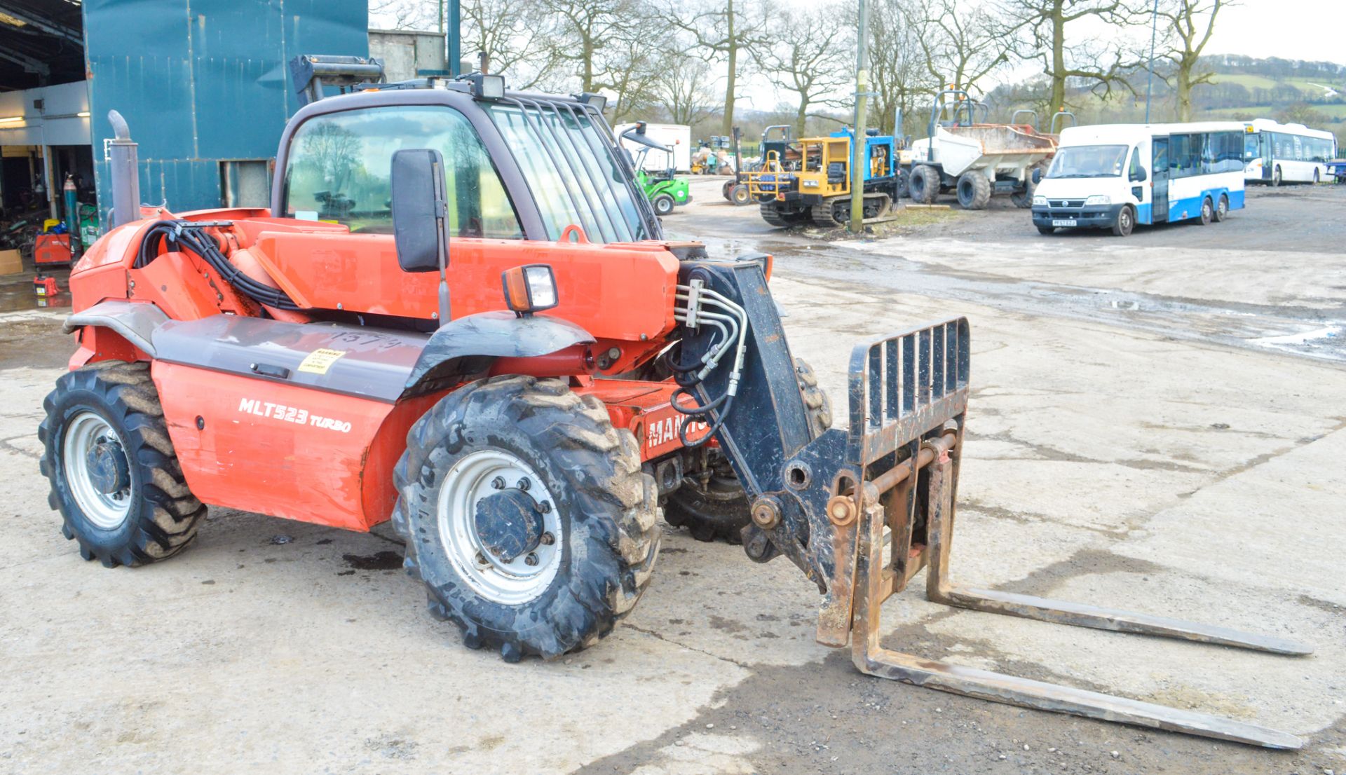 Manitou MT523 Turbo 5 metre telescopic handler Year: 2007 S/N: 245597 Recorded Hours: 4390 - Image 4 of 12