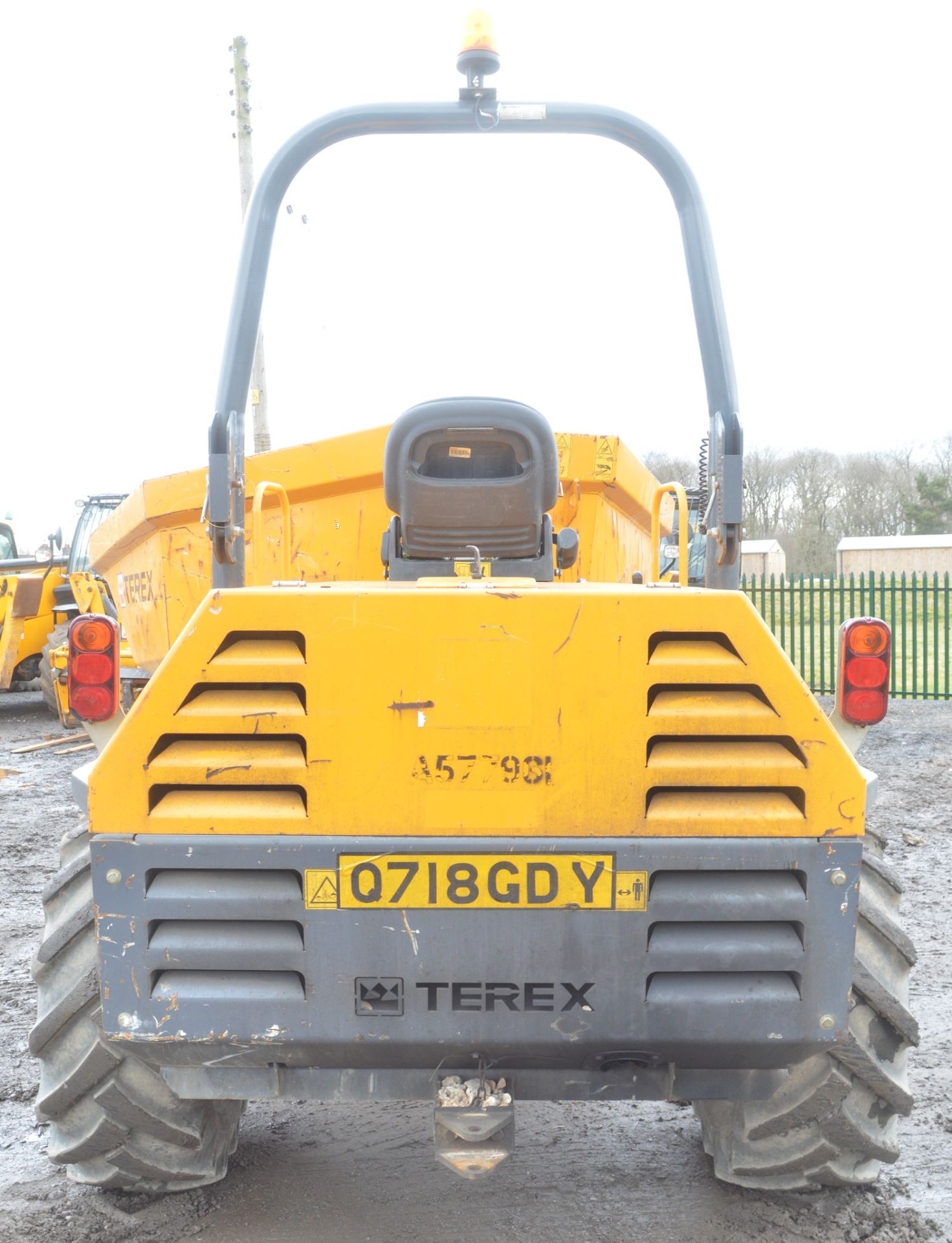 Benford Terex TA6s 6 tonne swivel skip dumper  Year: 2012  S/N: EC5MT3358 Recorded hours: 1651 - Image 3 of 10