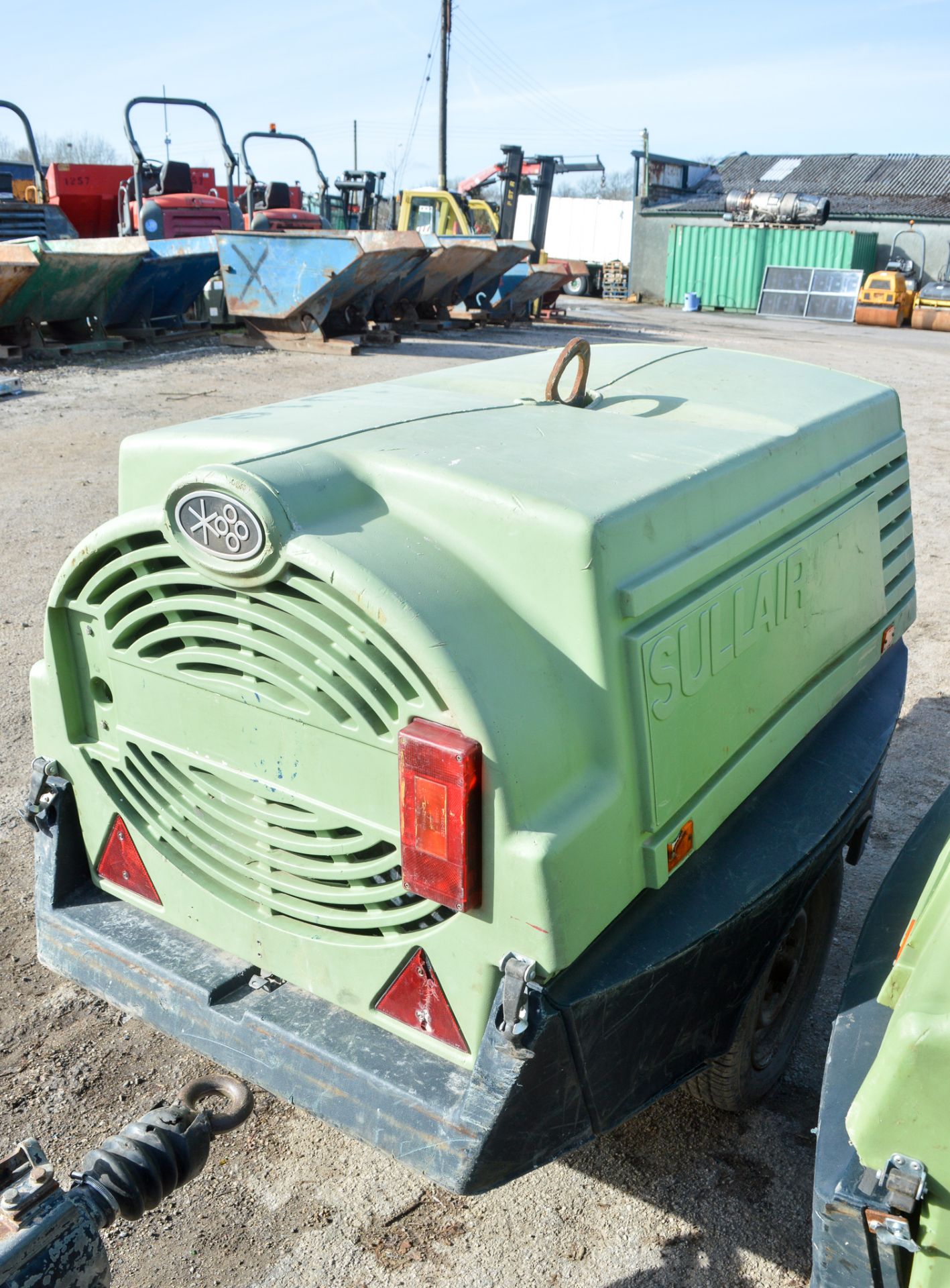 Sullair 48K diesel driven mobile air compressor Year: 2007 S/N: 48899 Recorded Hours: 967 - Image 2 of 3