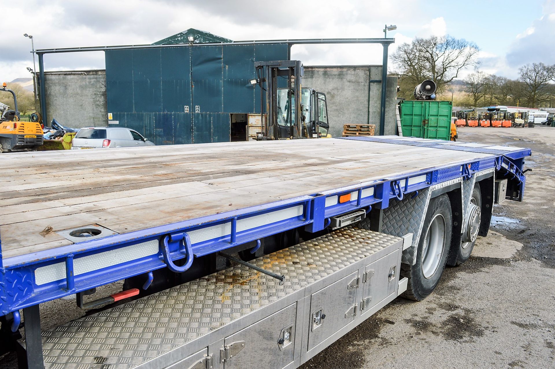 Scania R-SRS 400 L-Class 32 tonne plant lorry Registration Number: PK60 HRG Date of Registration: - Image 13 of 14