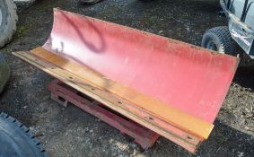 Snow plough attachment to suit Gehl skidsteer ** No VAT on hammer price but VAT will be charged on