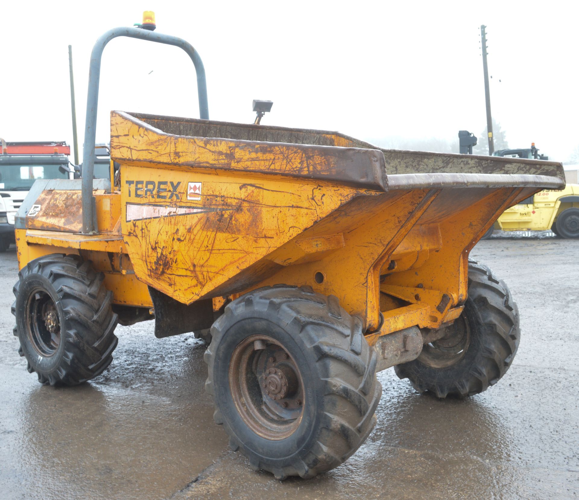 Benford Terex 6 tonne straight skip dumper Year: 2004 S/N: E403EM024 Recorded Hours: Clock blank - Image 2 of 11