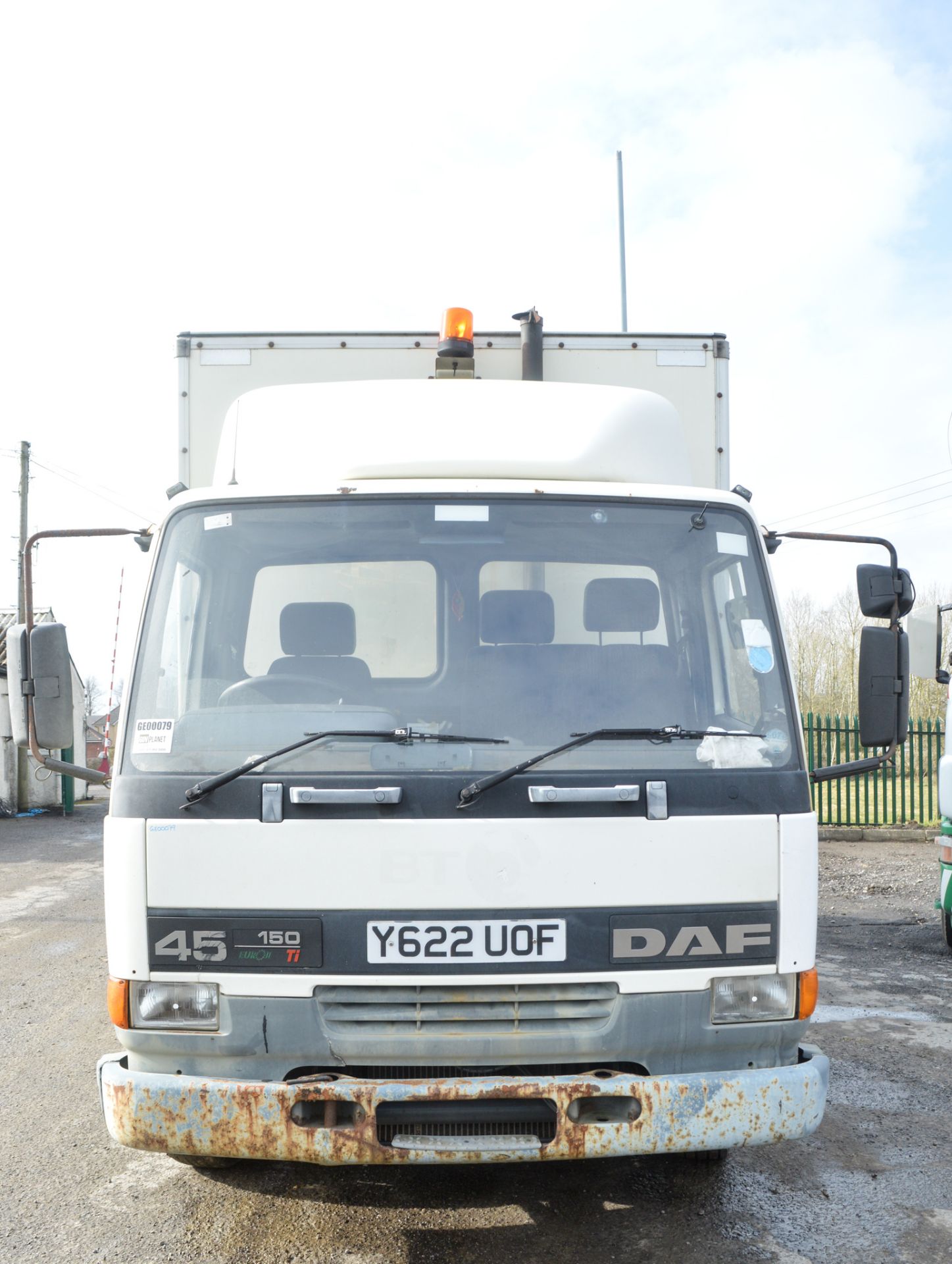 DAF 45.150 6.5 tonne box lorry (Ex British Telecom) Registration Number: Y622 UOF  c/w V5 Document + - Image 5 of 13