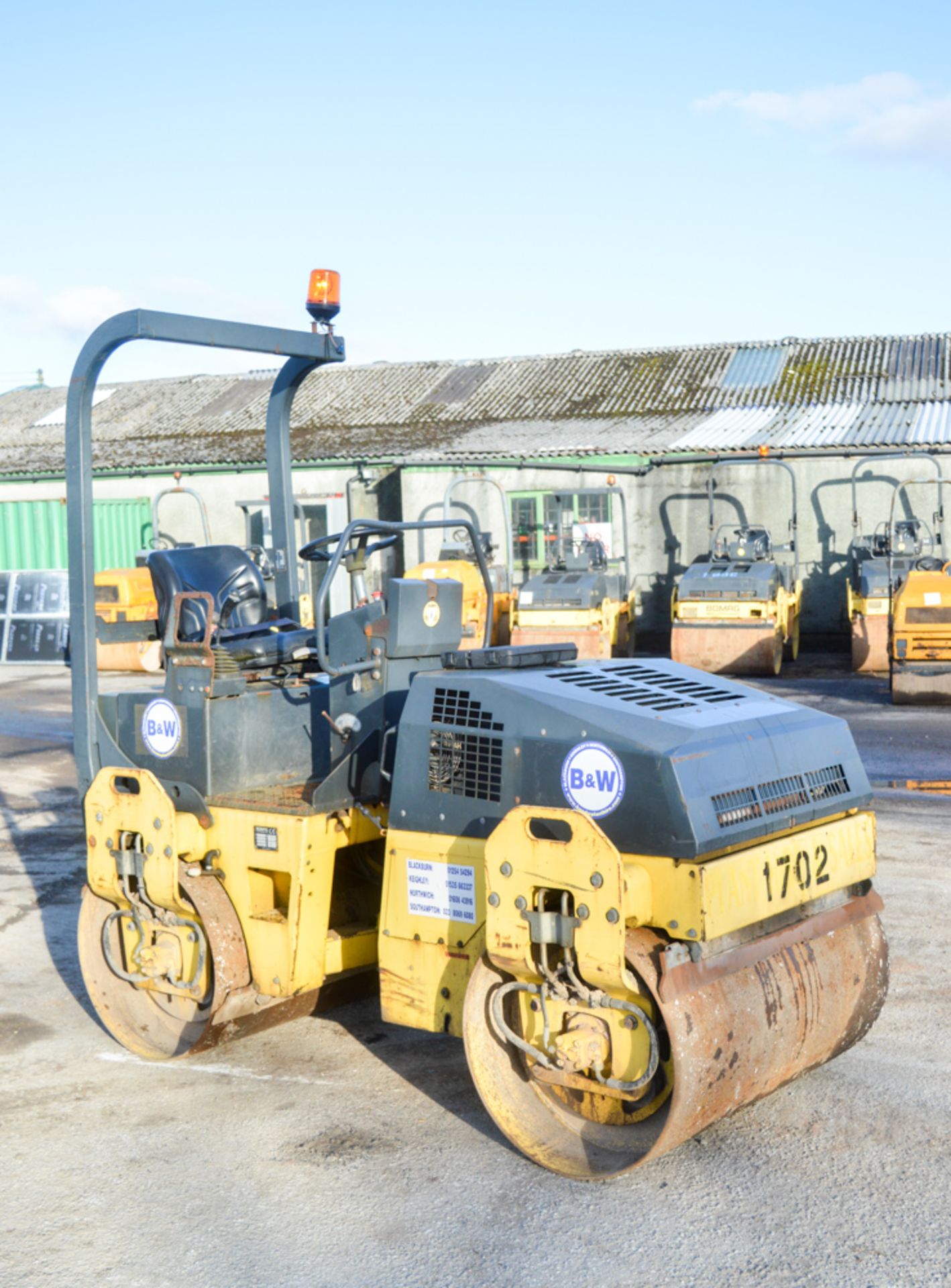 Bomag BW120 AD-3 double drum ride on roller Year: 2004 S/N: 519815 Recorded Hours: Hour clock - Image 2 of 8