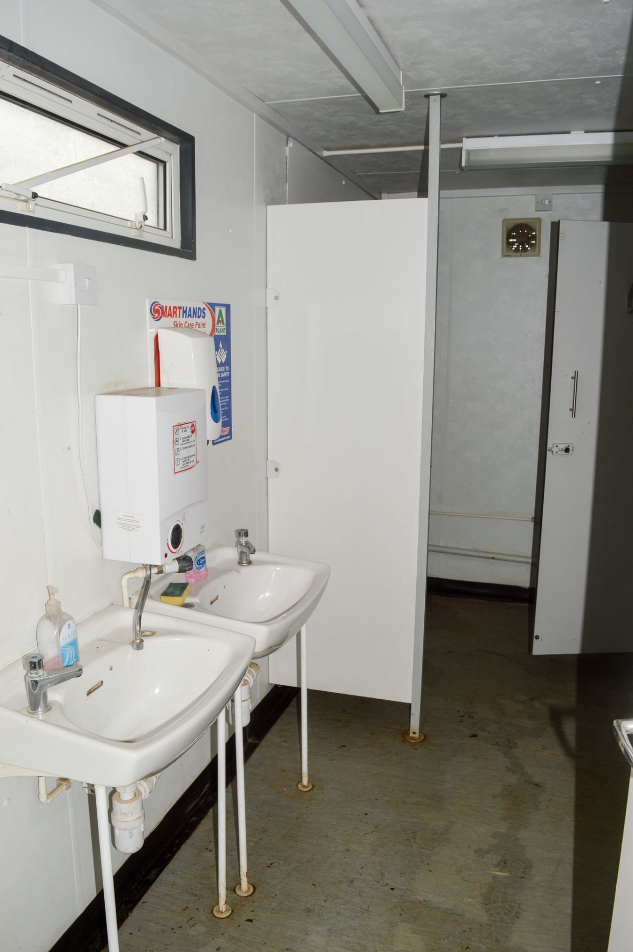 32 ft x 9 ft steel anti vandal toilet & office site unit comprising of office room, single - Image 7 of 8