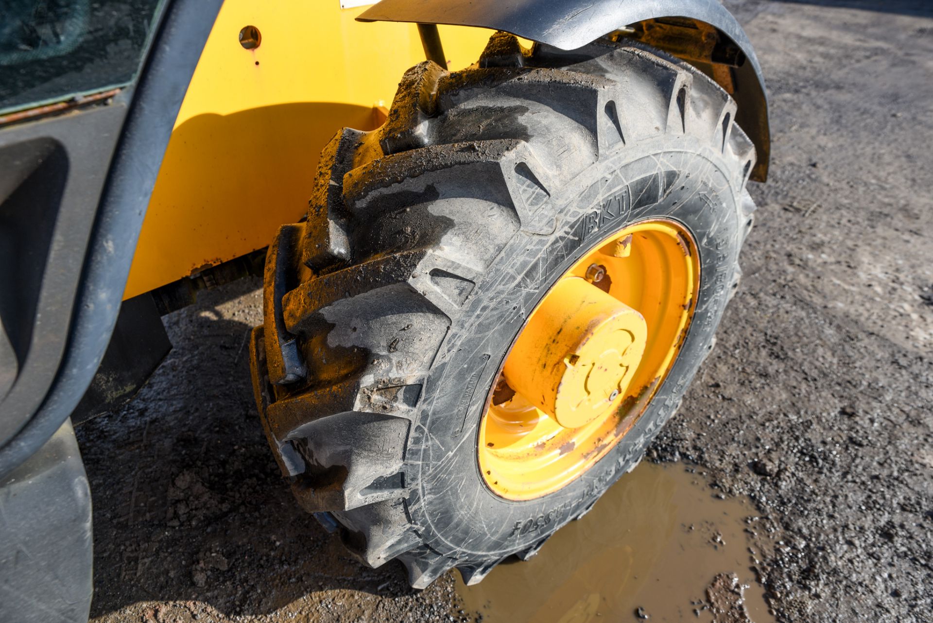 JCB 535-125 12.5 metre telescopic handler Year: 2005 S/N: 166443 Recorded Hours: Not displayed ( - Image 7 of 13