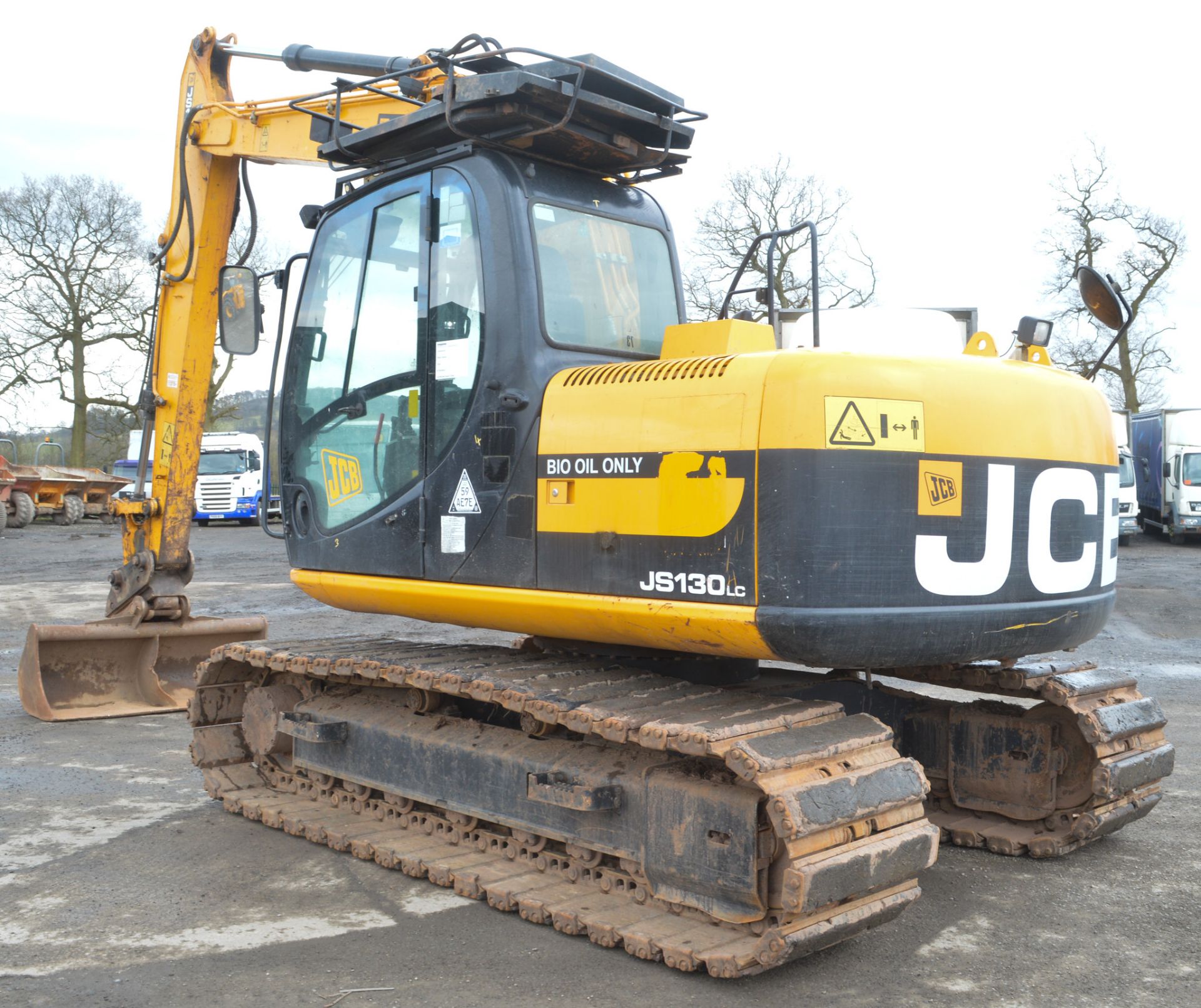 JCB JS130 LC 13 tonne steel tracked excavator  Year: 2011 S/N: 1535912 Recorded hours: 4020 A572713 - Image 2 of 13