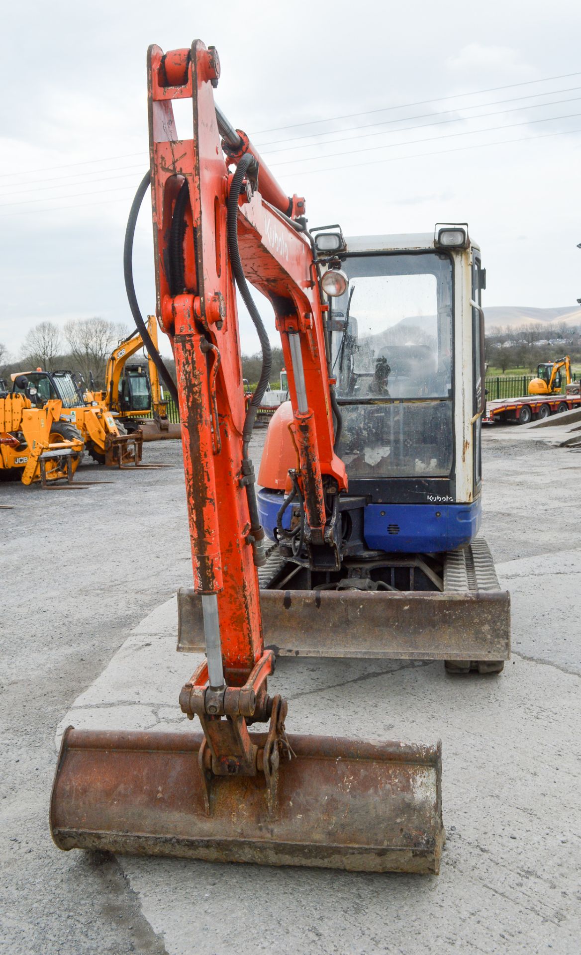 Kubota KX61 2.6 tonne rubber tracked mini excavator Year: 2006 S/N: 55496 Recorded Hours: 6079 - Image 5 of 11