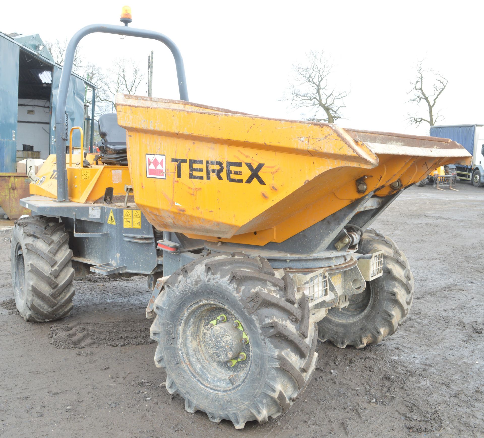 Benford Terex TA6s 6 tonne swivel skip dumper  Year: 2012  S/N: EC5MT3358 Recorded hours: 1651 - Image 5 of 10