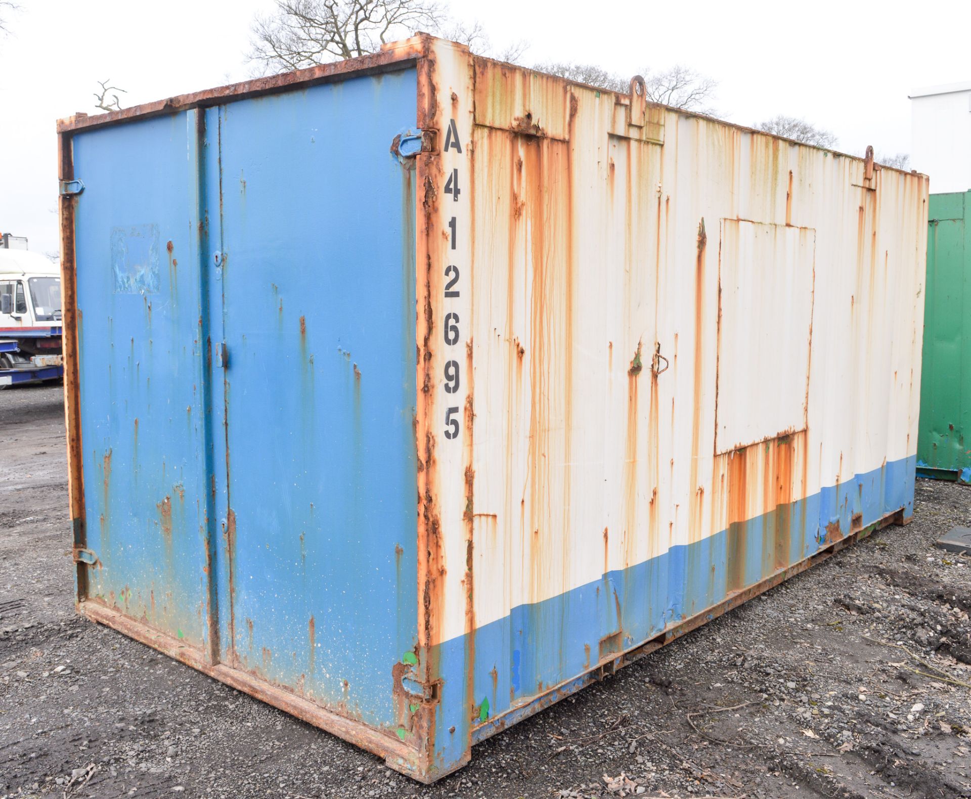 16 ft x 9 ft steel store site unit c/w keys A412695 - Image 3 of 5