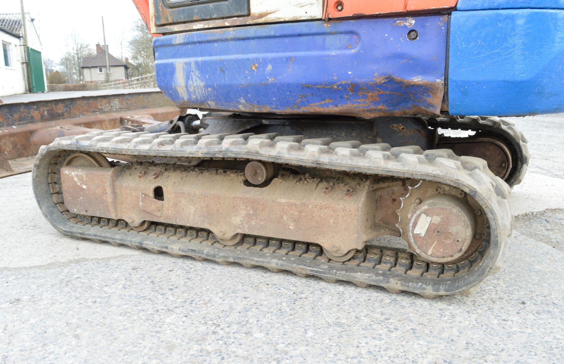 Kubota KX61 2.6 tonne rubber tracked mini excavator Year: 2006 S/N: 55496 Recorded Hours: 6079 - Image 8 of 11