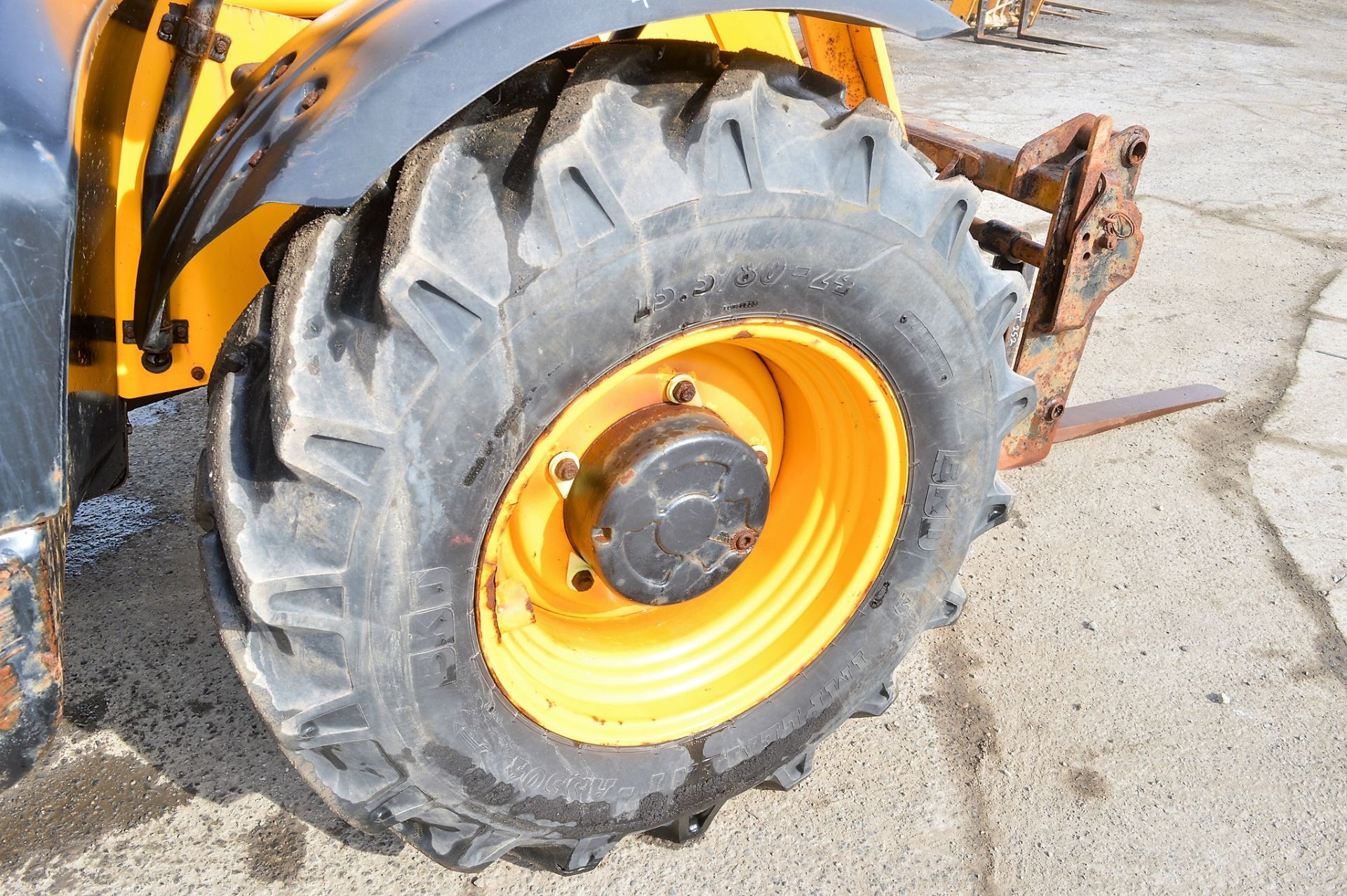 JCB 531-70 7 metre telescopic handler Year: 2013 S/N: 02176494 Recorded Hours: 1696 c/w load weigher - Image 8 of 14