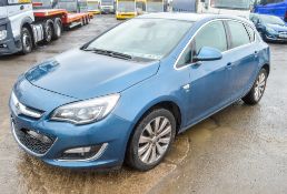 Vauxhall Astra Elite 1.6 petrol manual 5 door hatchback car Registration Number: DN65 ACF Date of