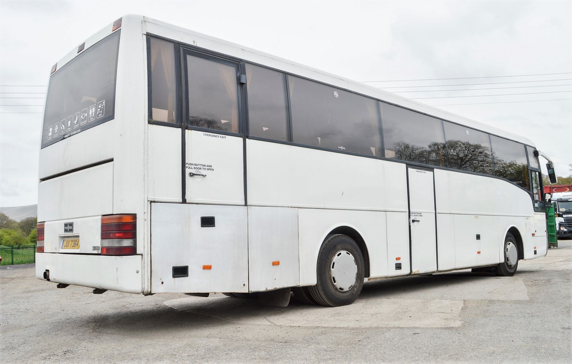 Scania Vanhool Alize 51 seat luxury coach Registration Number: JUI 7364 Date of registration: 26/ - Image 3 of 12