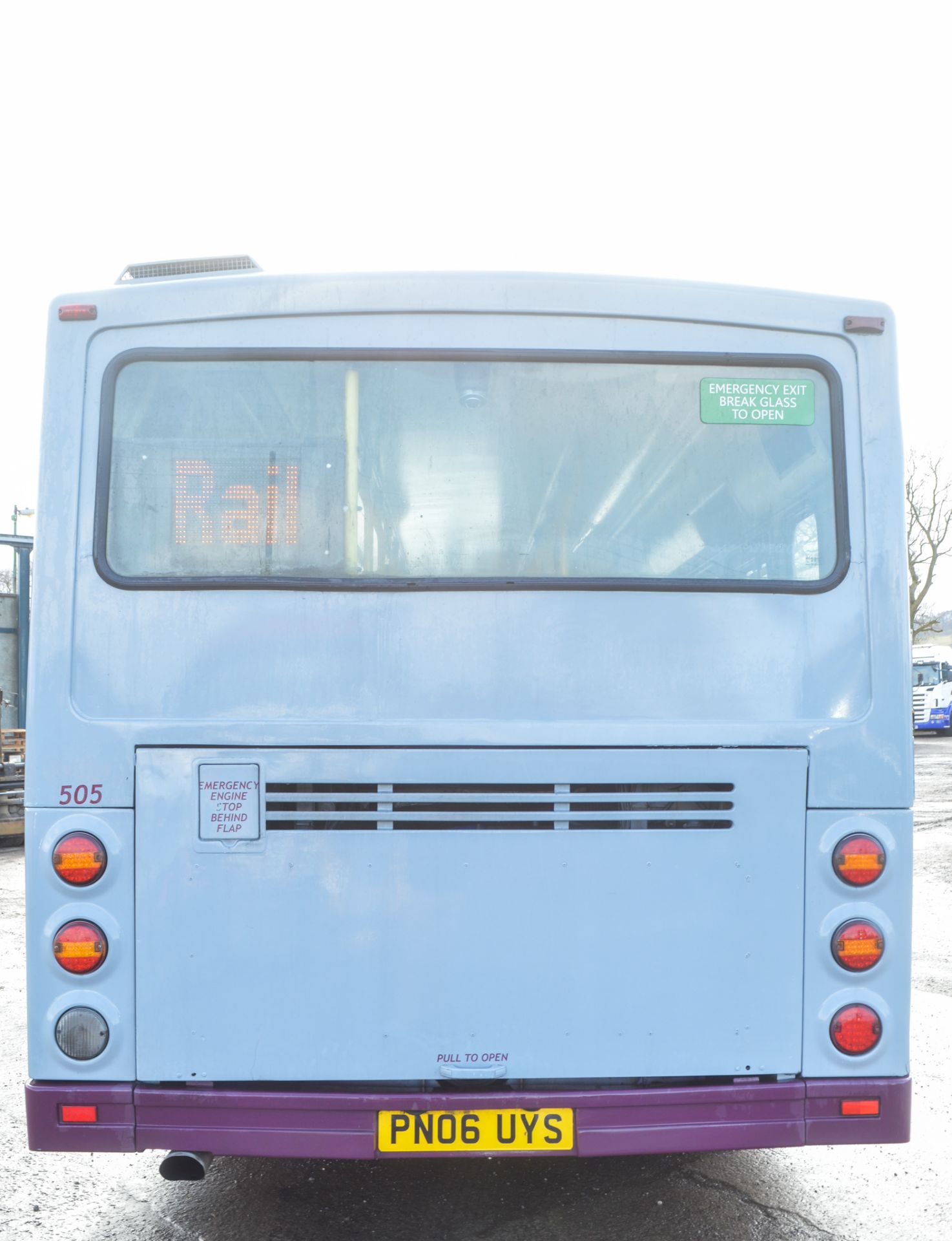 Alexander Dennis Dart SLF 28 seat service bus Registration Number: PN06 UYS Date of Registration: - Bild 6 aus 10