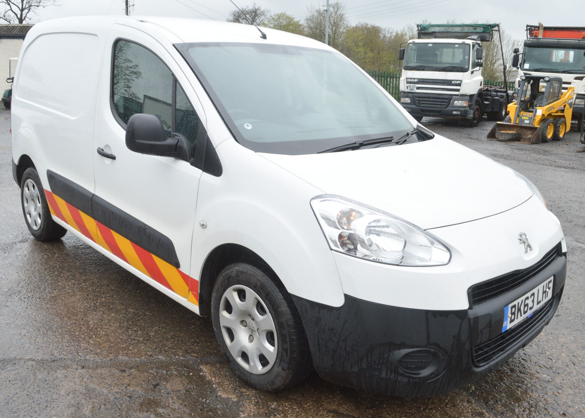 Peugeot Partner 625 Professional HDi panel van Registration Number: BK63 LHF Date of registration: - Bild 2 aus 10