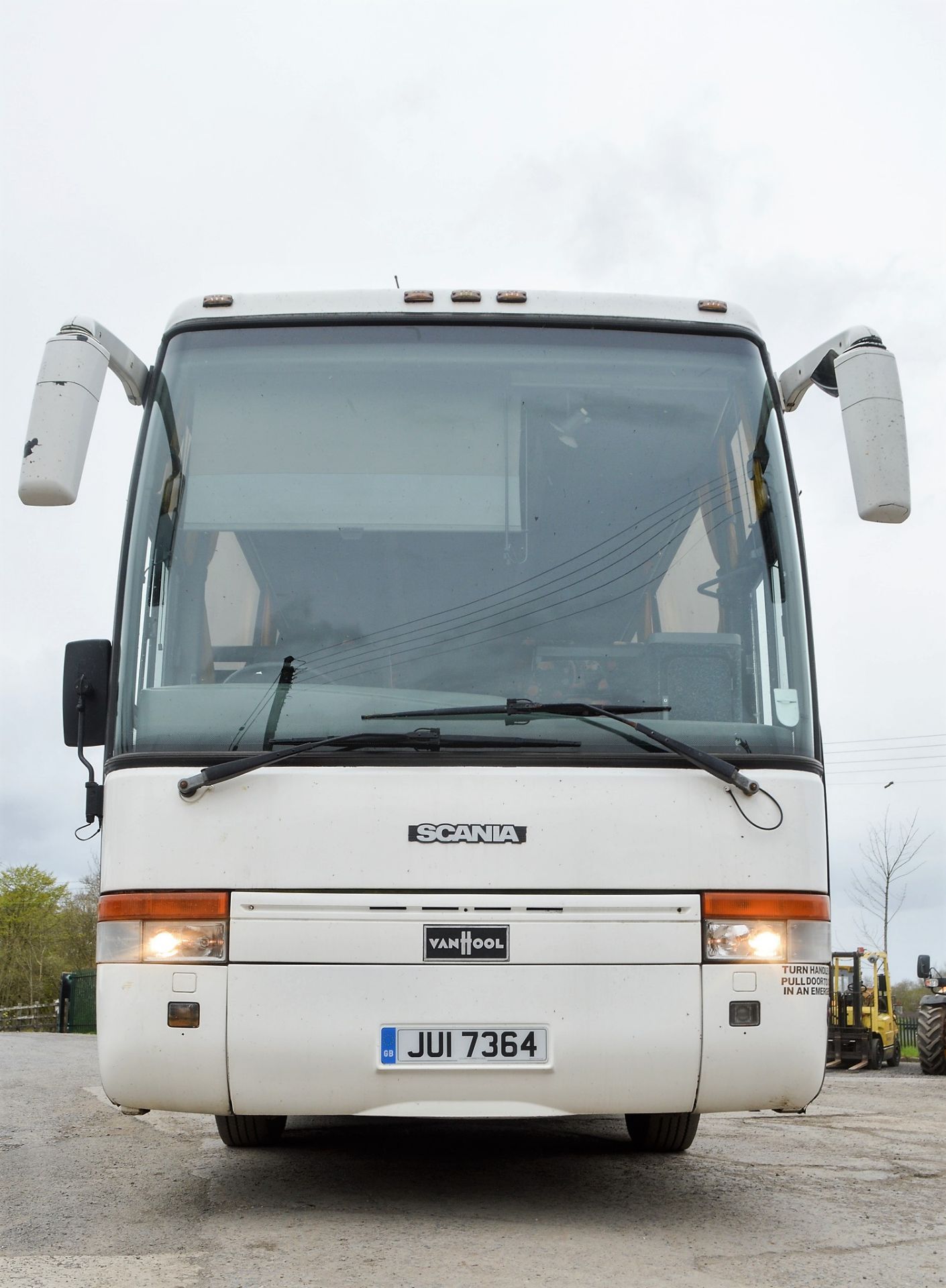 Scania Vanhool Alize 51 seat luxury coach Registration Number: JUI 7364 Date of registration: 26/ - Image 5 of 12