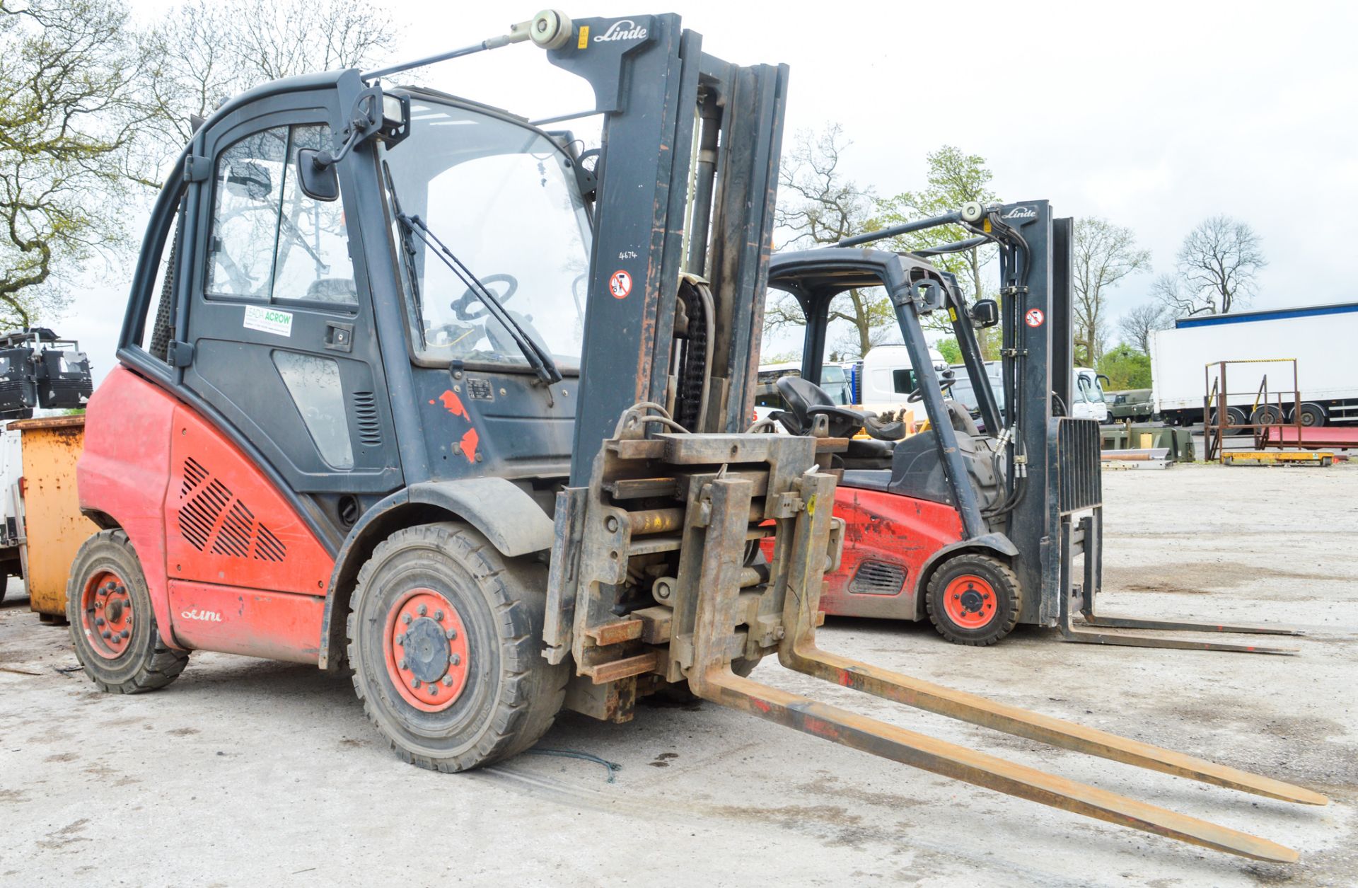 Linde H45D diesel driven fork lift truck Year: 2007 S/N: H2X394U03152 **Sold as non runner suspected - Image 2 of 9