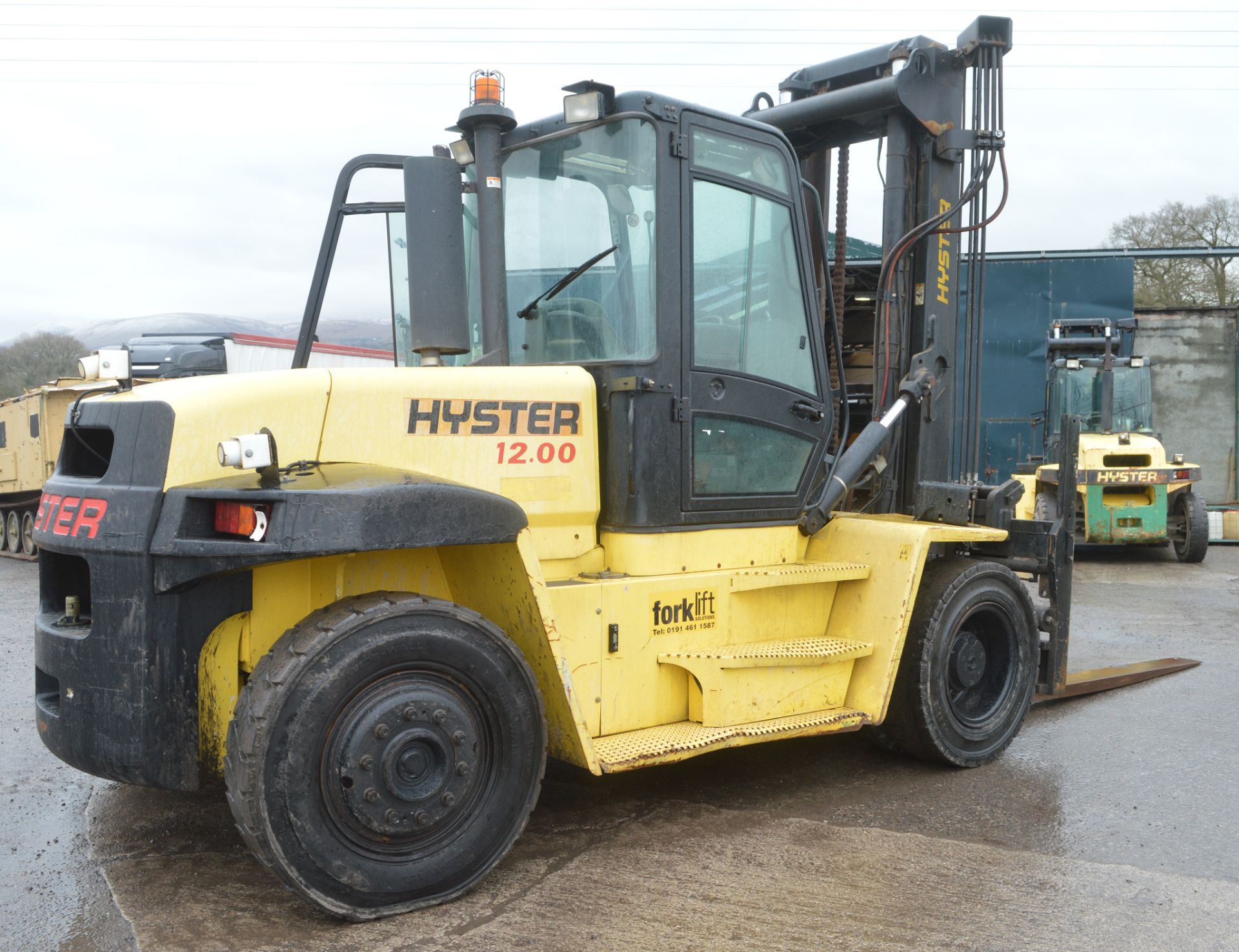 Hyster H12.00 XM 12 tonne fork lift truck Year: 2006 S/N: G007E02911D Recorded hours: 5244 - Image 3 of 10
