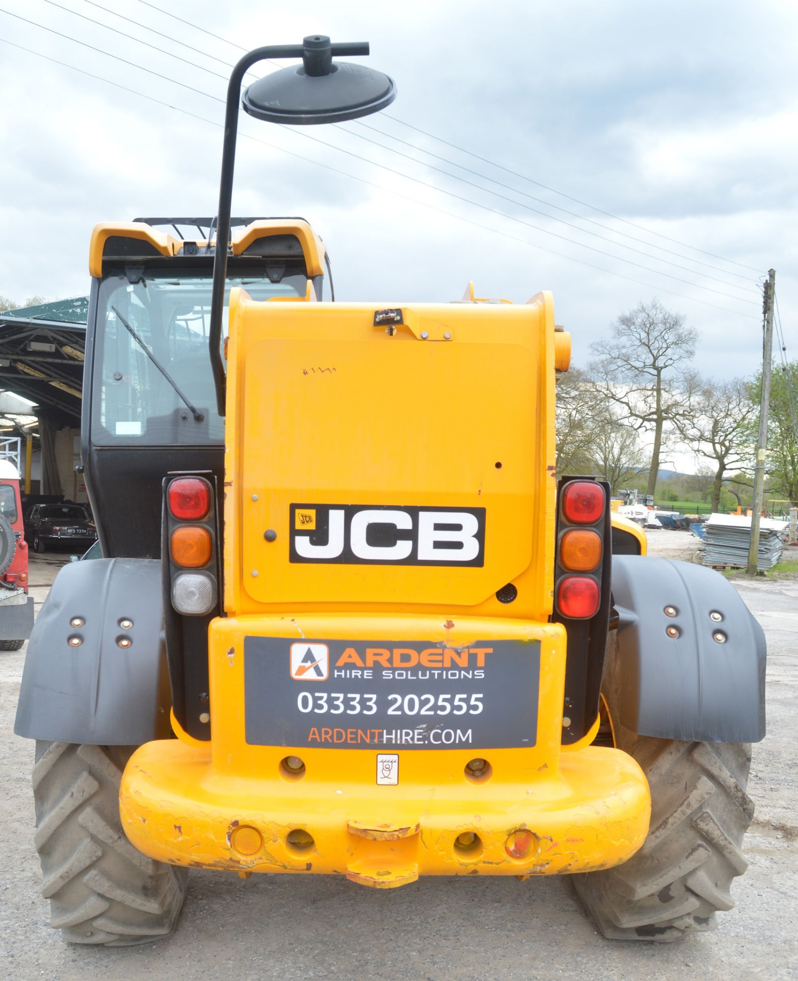 JCB 540-170 17 metre Hi-Viz telescopic handler  Year: 2013 S/N: 2178395 Recorded hours: 4654 9372 - Image 3 of 13