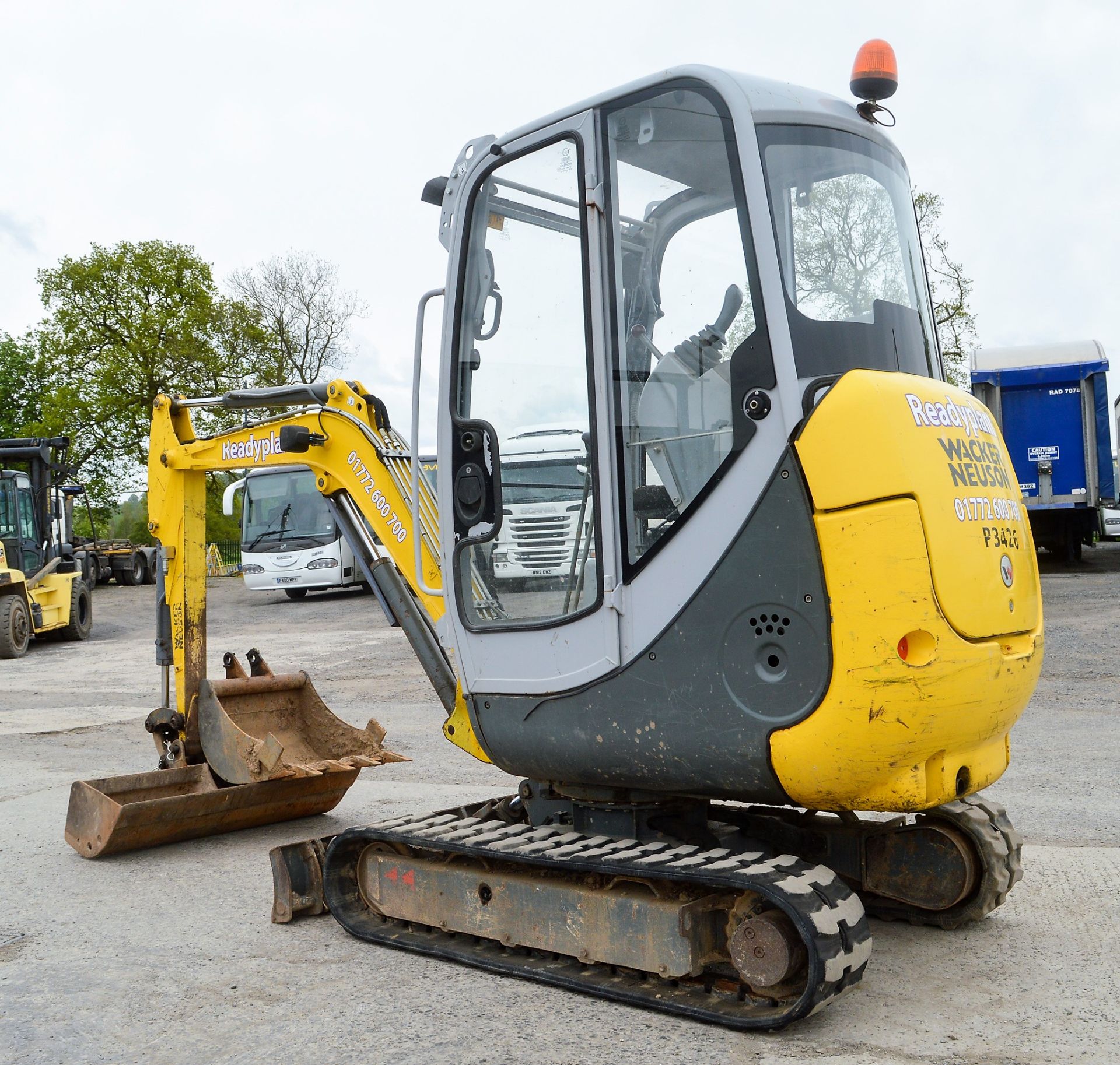 Wacker Neuson 2003RD 2 tonne rubber tracked mini excavator Year: 2010 S/N: A002690 Recorded Hours: - Image 2 of 11