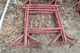 5 - steel builders trestles