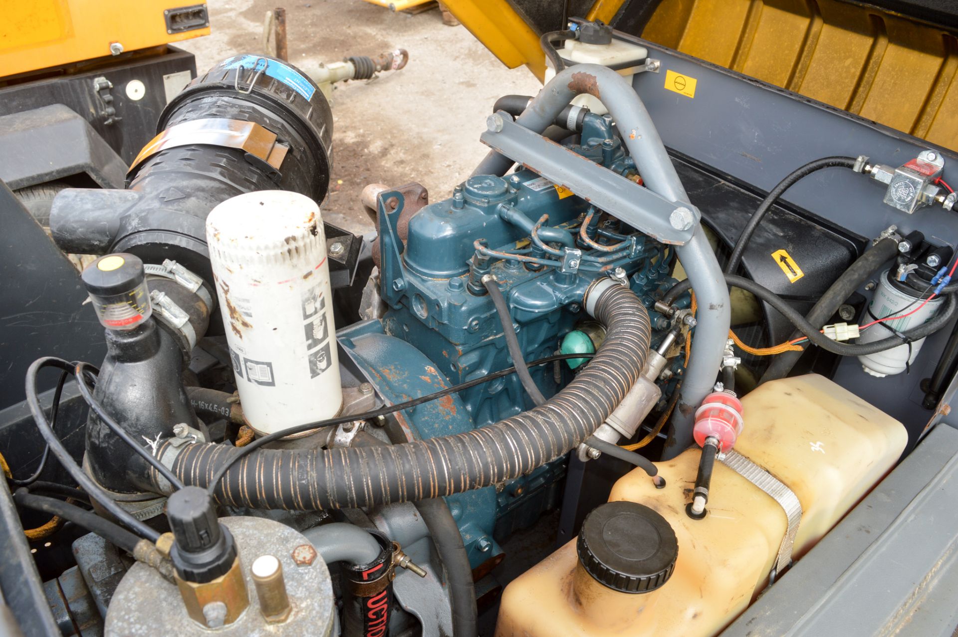 Atlas Copco XAS37 diesel driven air compressor Year: 2010 S/N: 135900 Recorded Hours: 1470 CP11 - Image 2 of 2