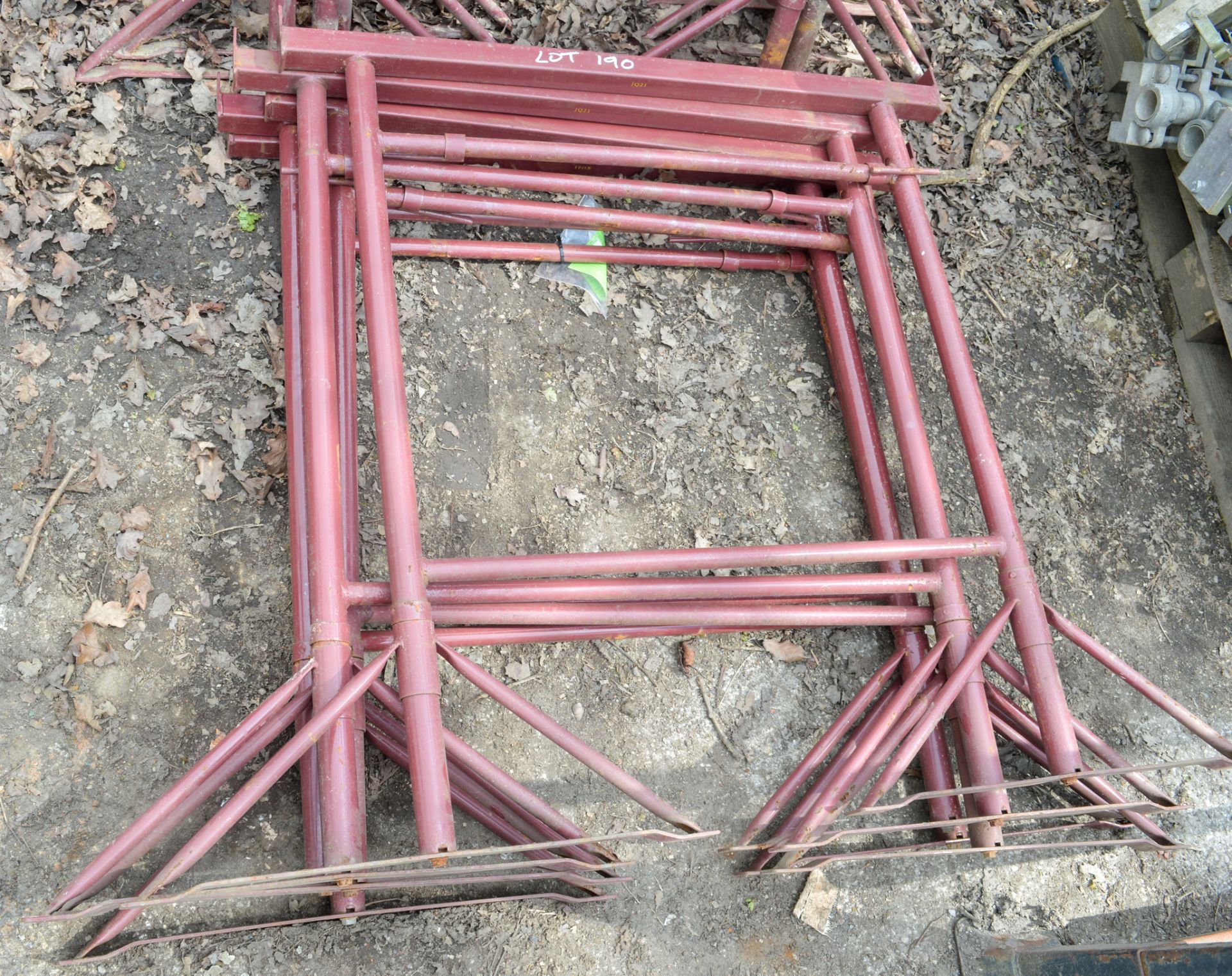 5 - steel builders trestles