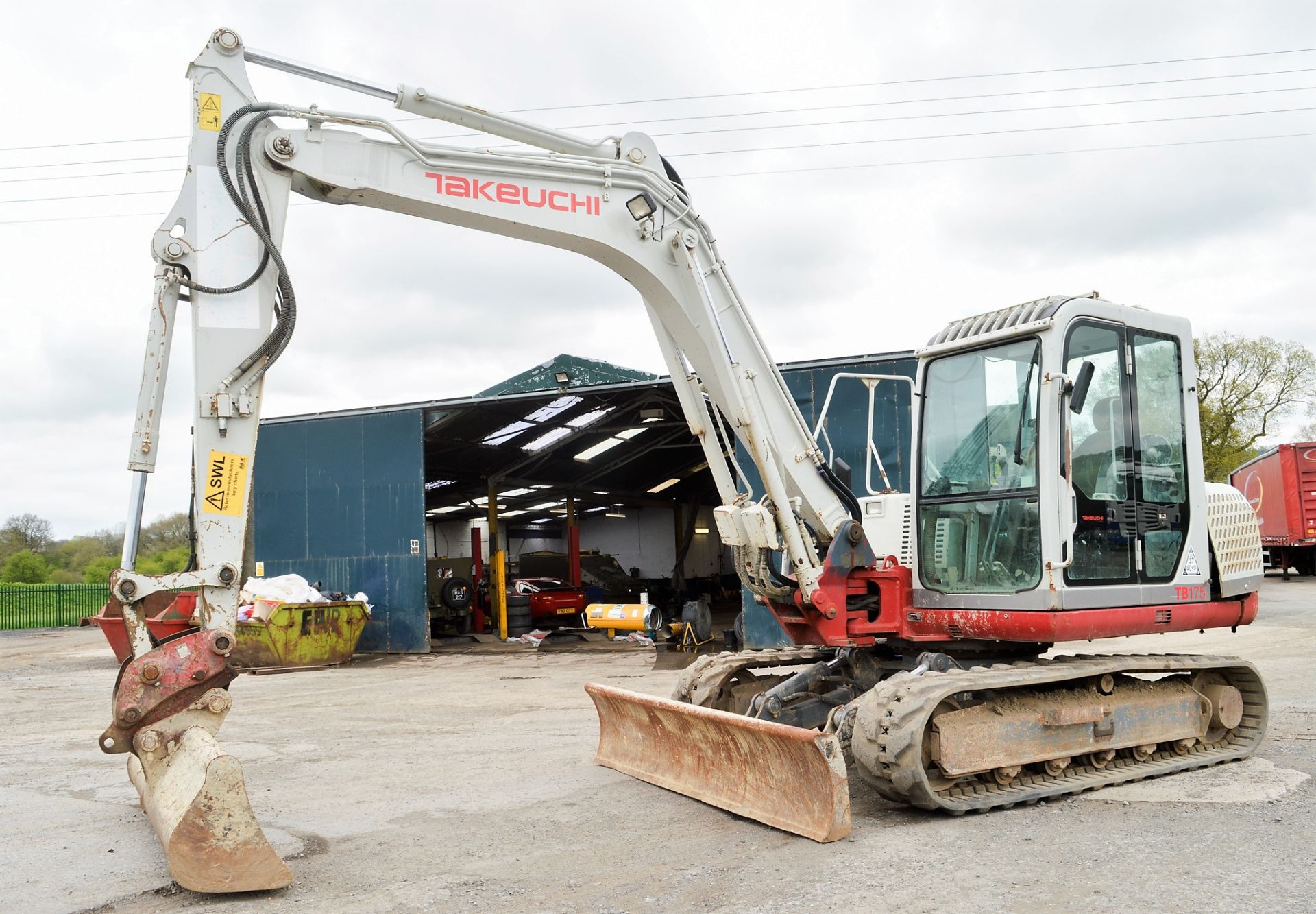 Takeuchi TB175 7.5 tonne rubber tracked excavator Year: 2010 S/N: 301657 Recorded Hours: Not