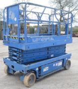 Genie 10m battery electric scissor lift access platform Year: S/N: 3632 Recorded