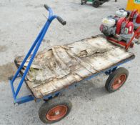 Turntable trolley ** Bed rotten ** A699624